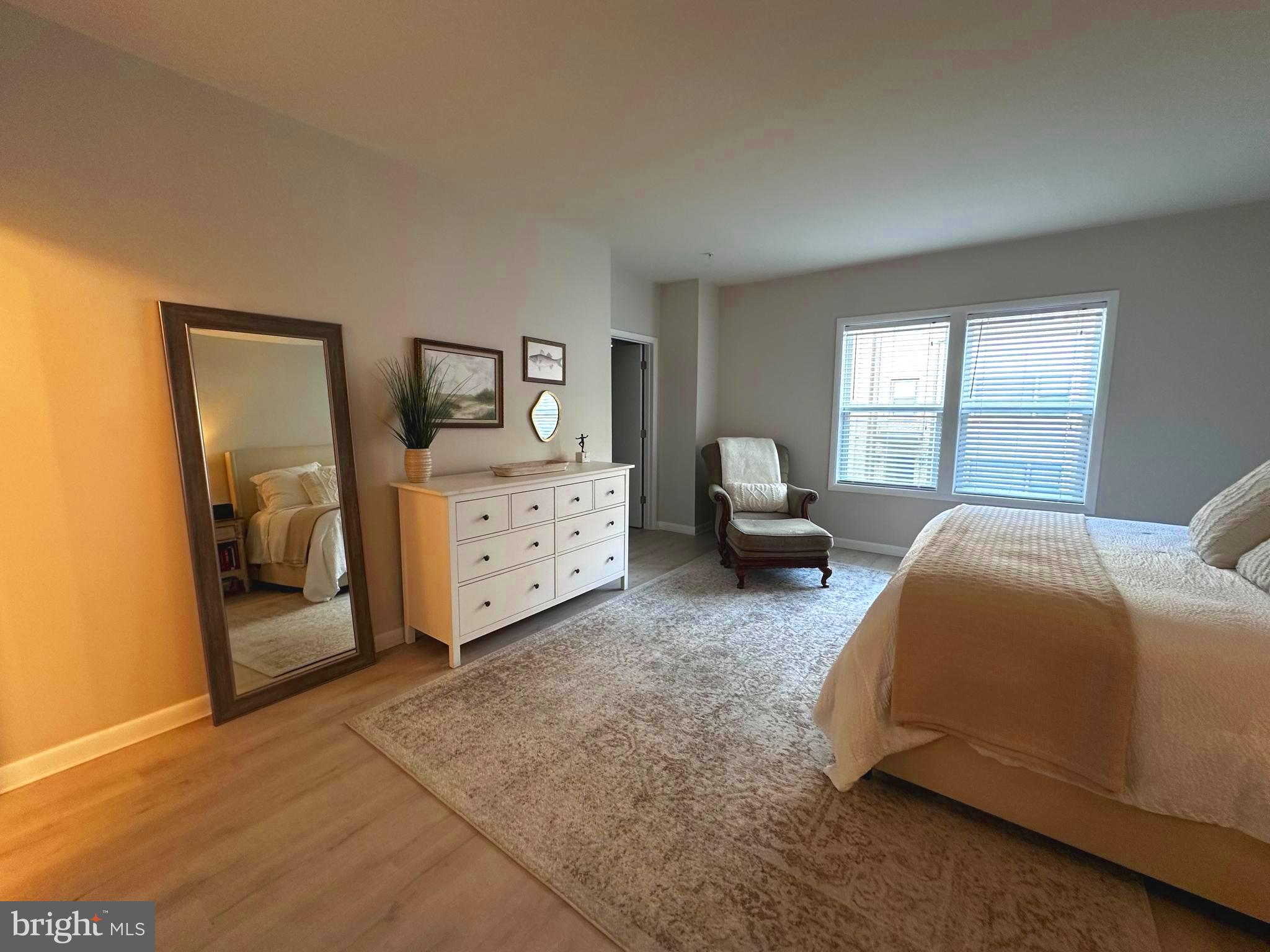 SM ONE LOUDOUN CONDO - Residential Lease