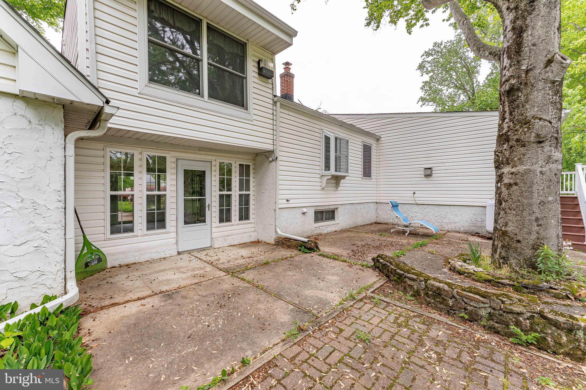 GLEN ACRES - Residential