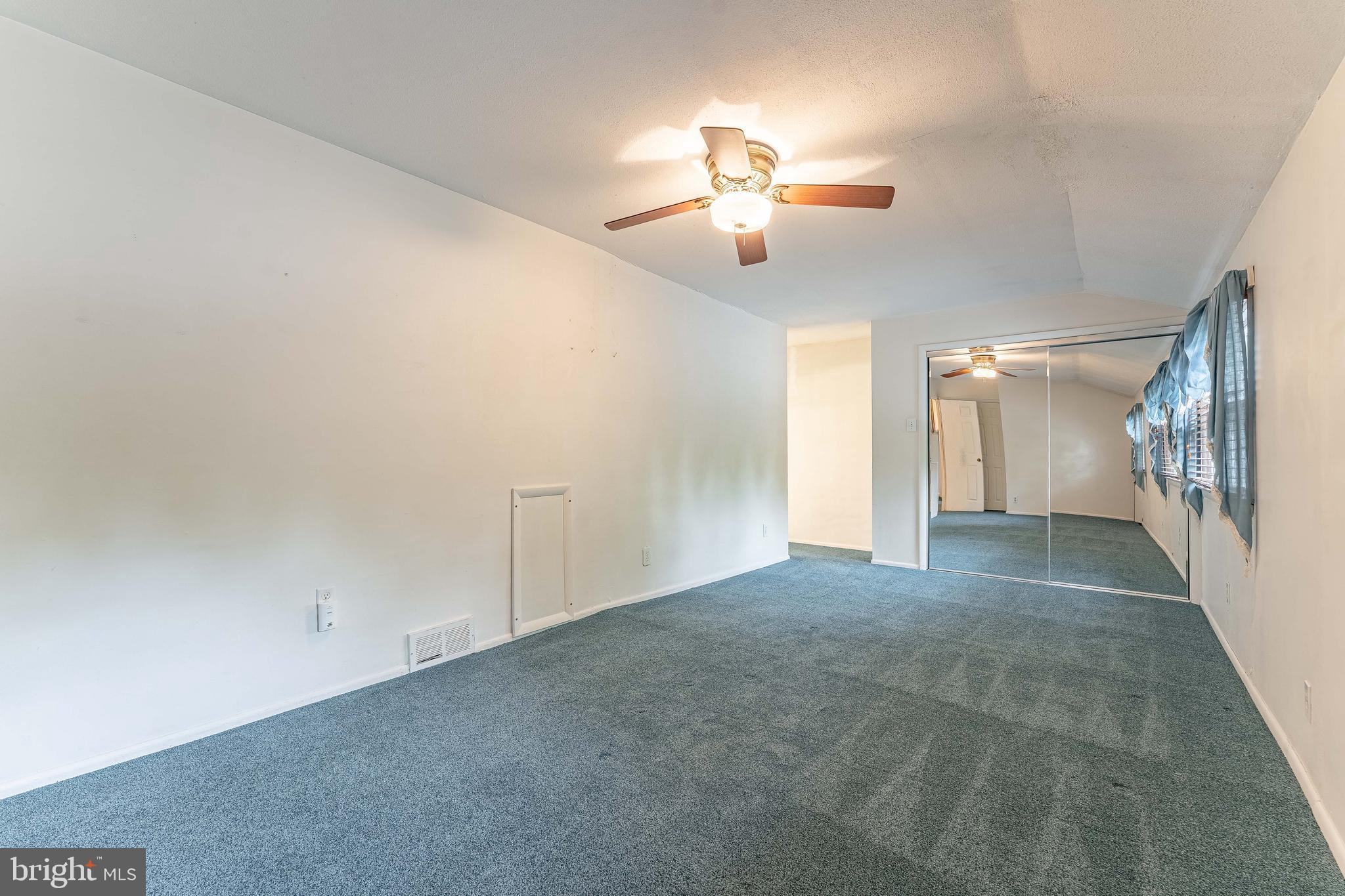 GLEN ACRES - Residential