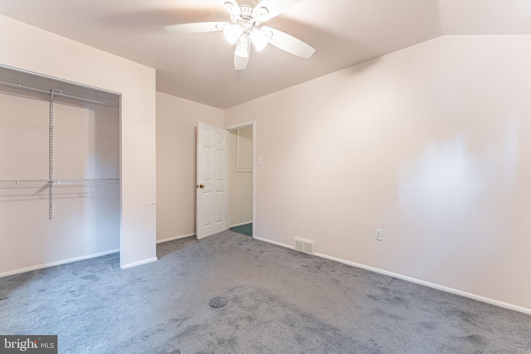 GLEN ACRES - Residential