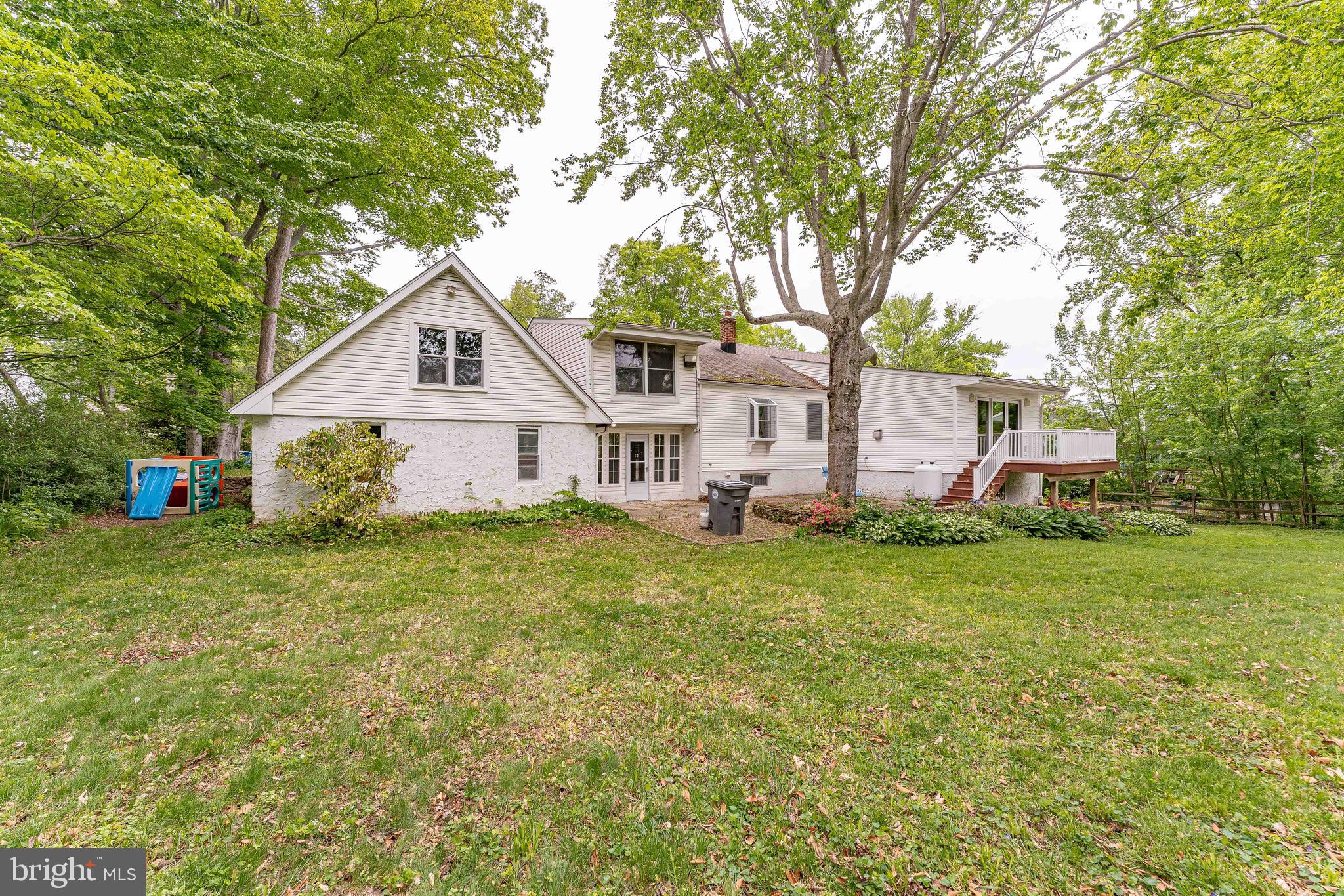 GLEN ACRES - Residential