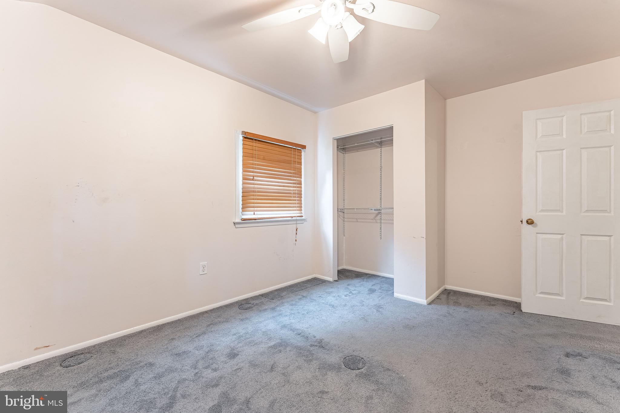 GLEN ACRES - Residential
