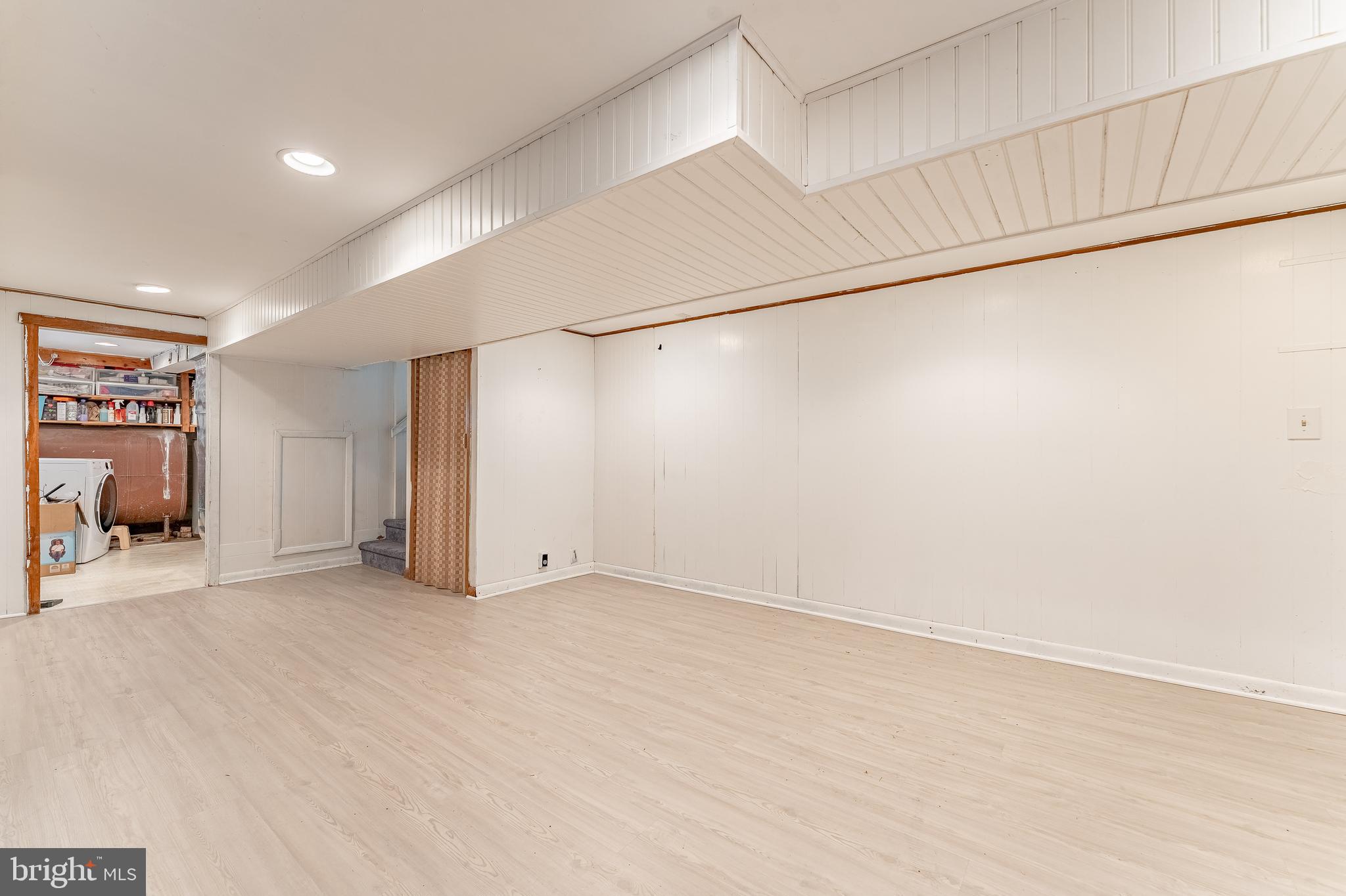 GLEN ACRES - Residential