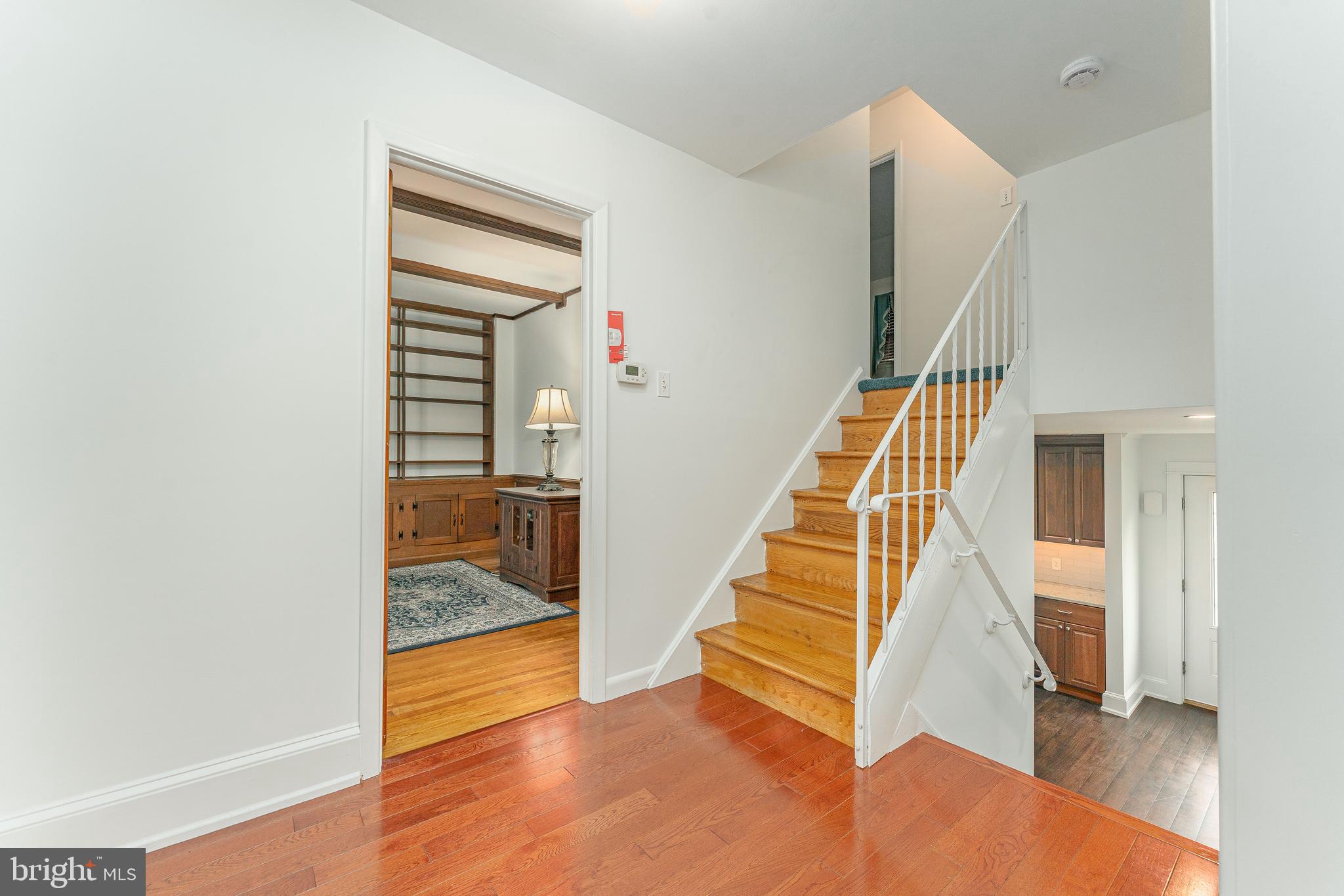 GLEN ACRES - Residential