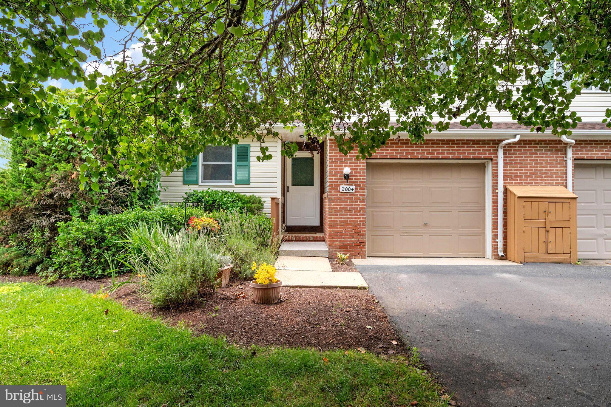 2004 BRIDGEPOINTE DRIVE
