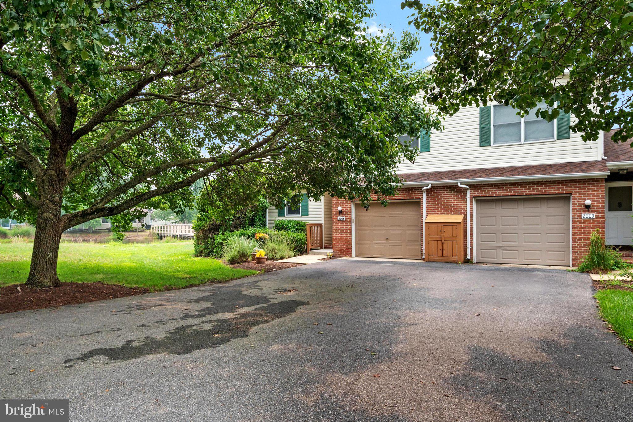 2004 BRIDGEPOINTE DRIVE