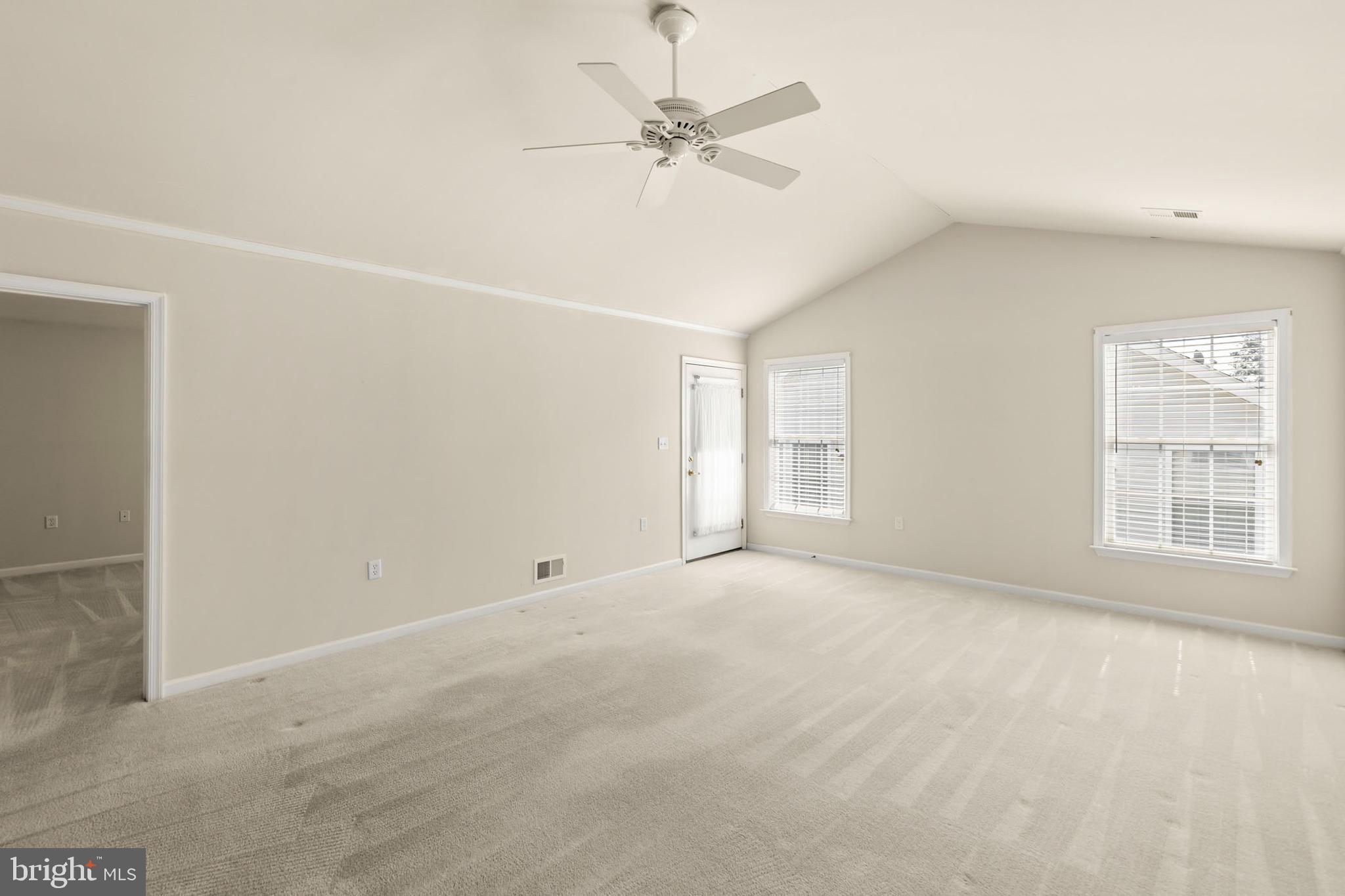 WILLOW LAWN COTTAGES - Residential