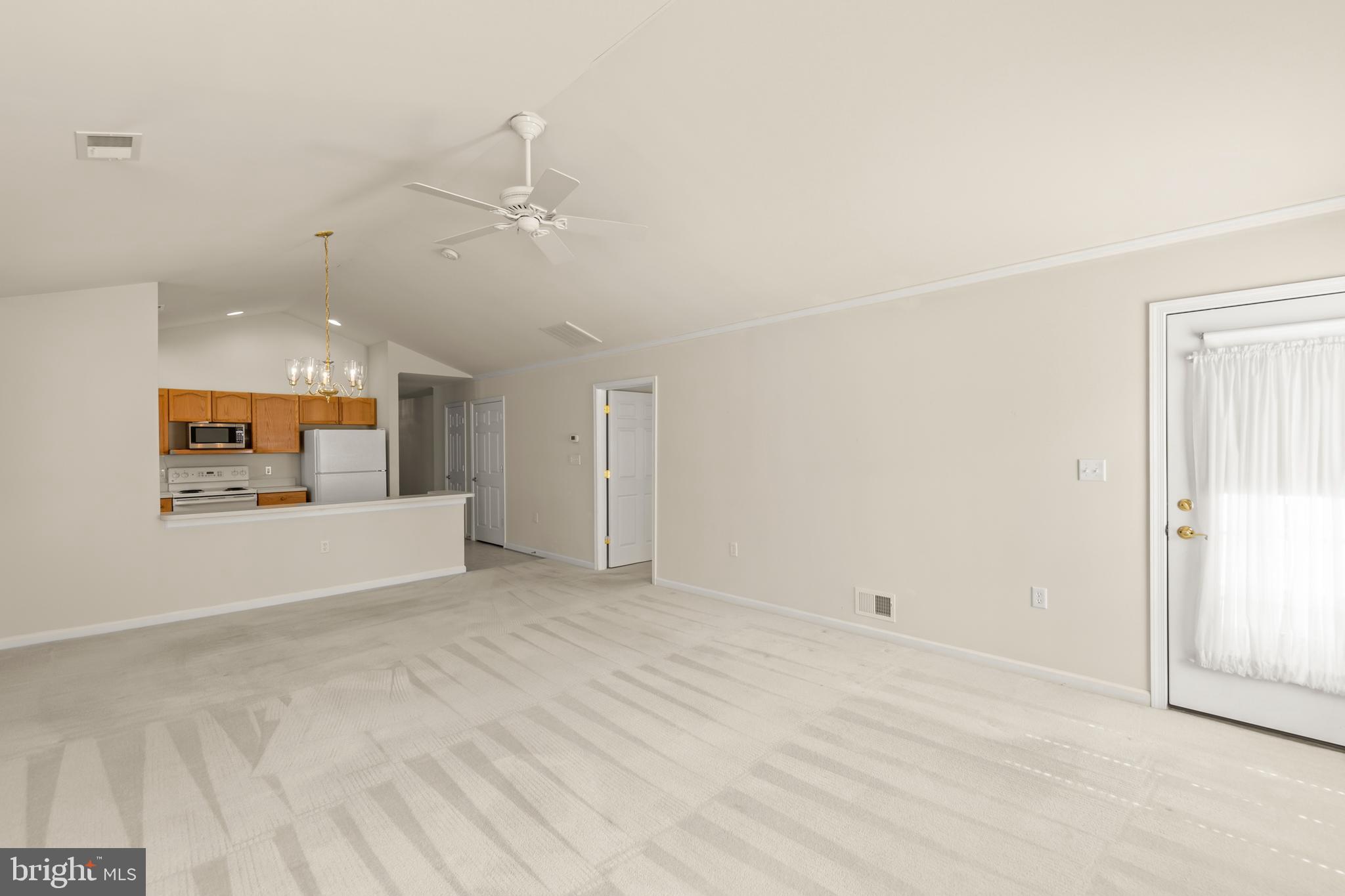 WILLOW LAWN COTTAGES - Residential