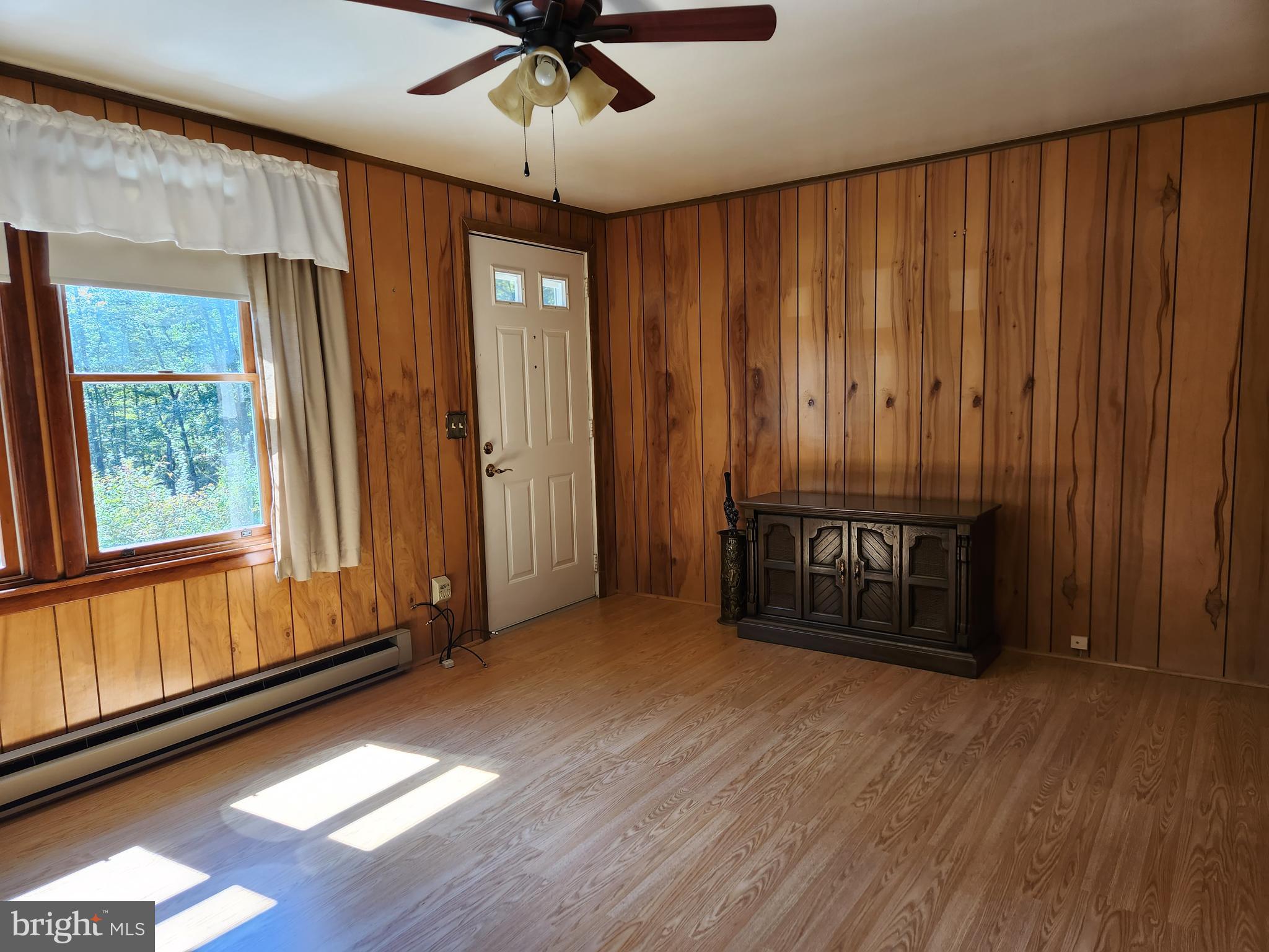 ALMOST HEAVEN ACRES - Residential