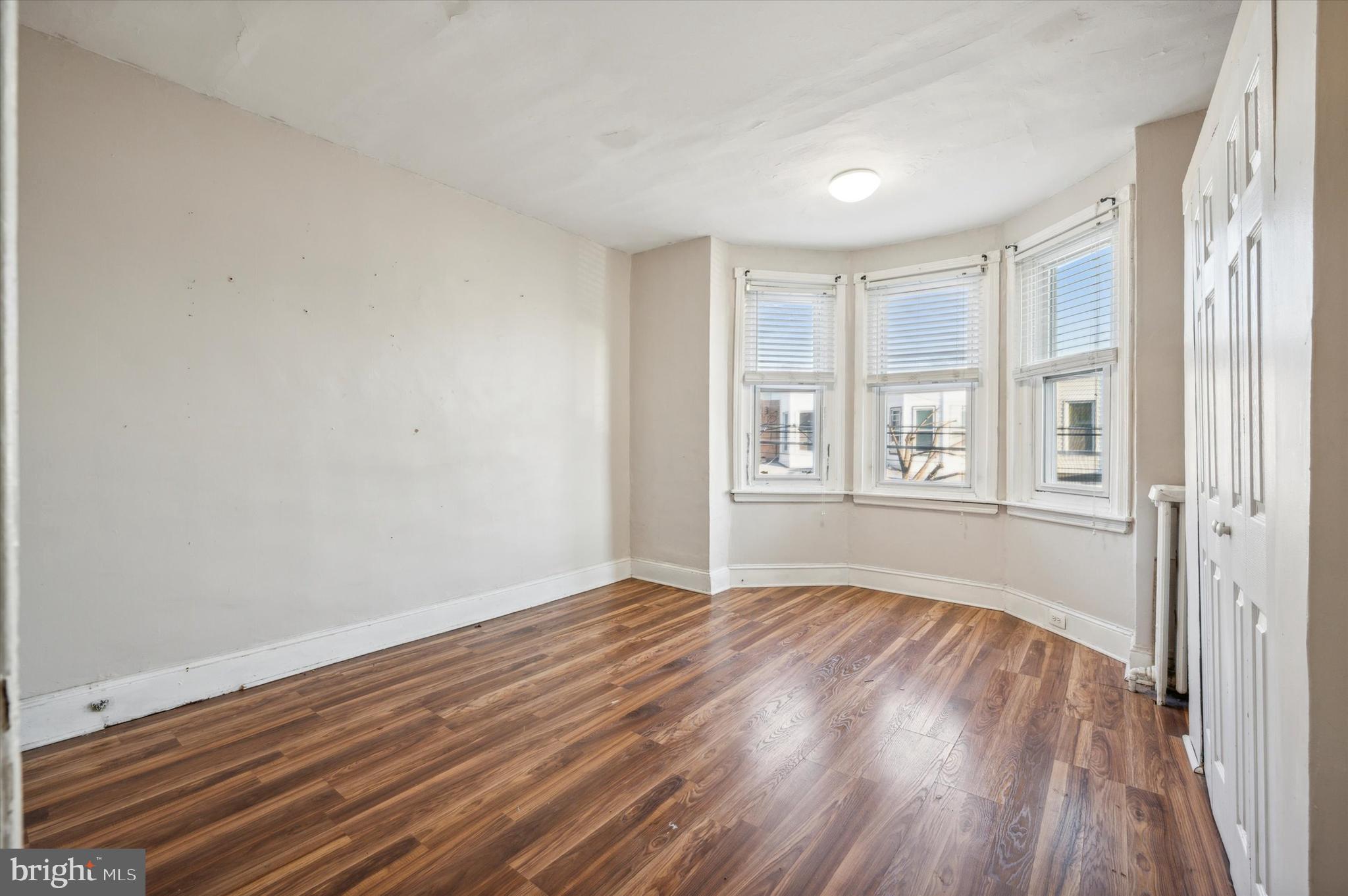 PORT RICHMOND - Residential