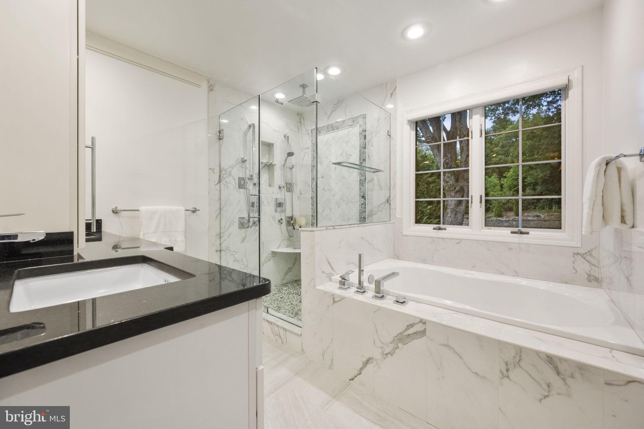 BRYN MAWR - Residential