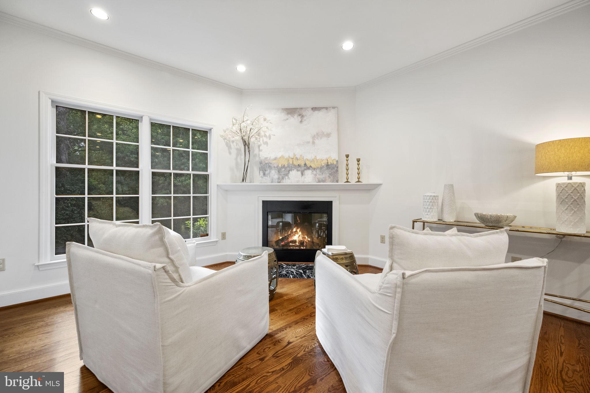 BRYN MAWR - Residential