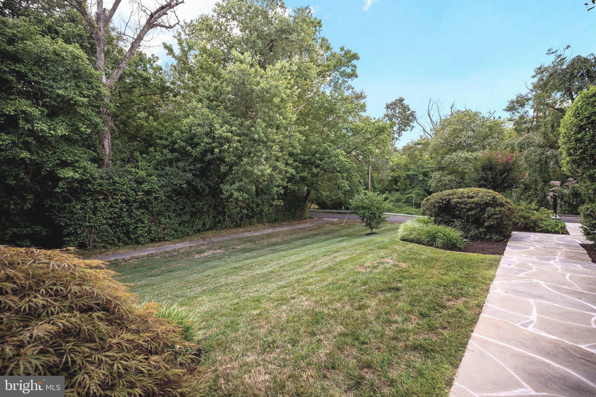 BRYN MAWR - Residential