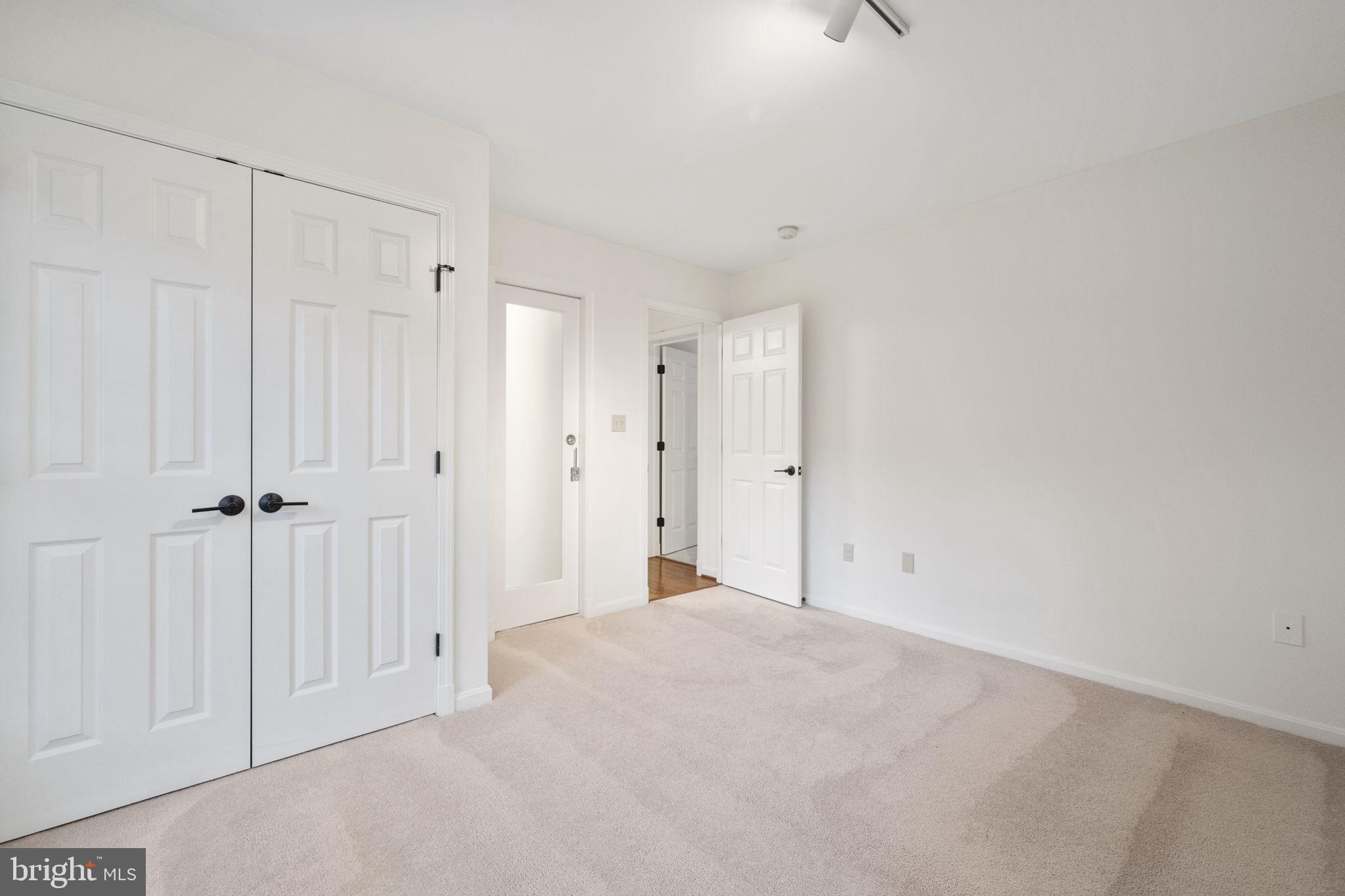 BRYN MAWR - Residential