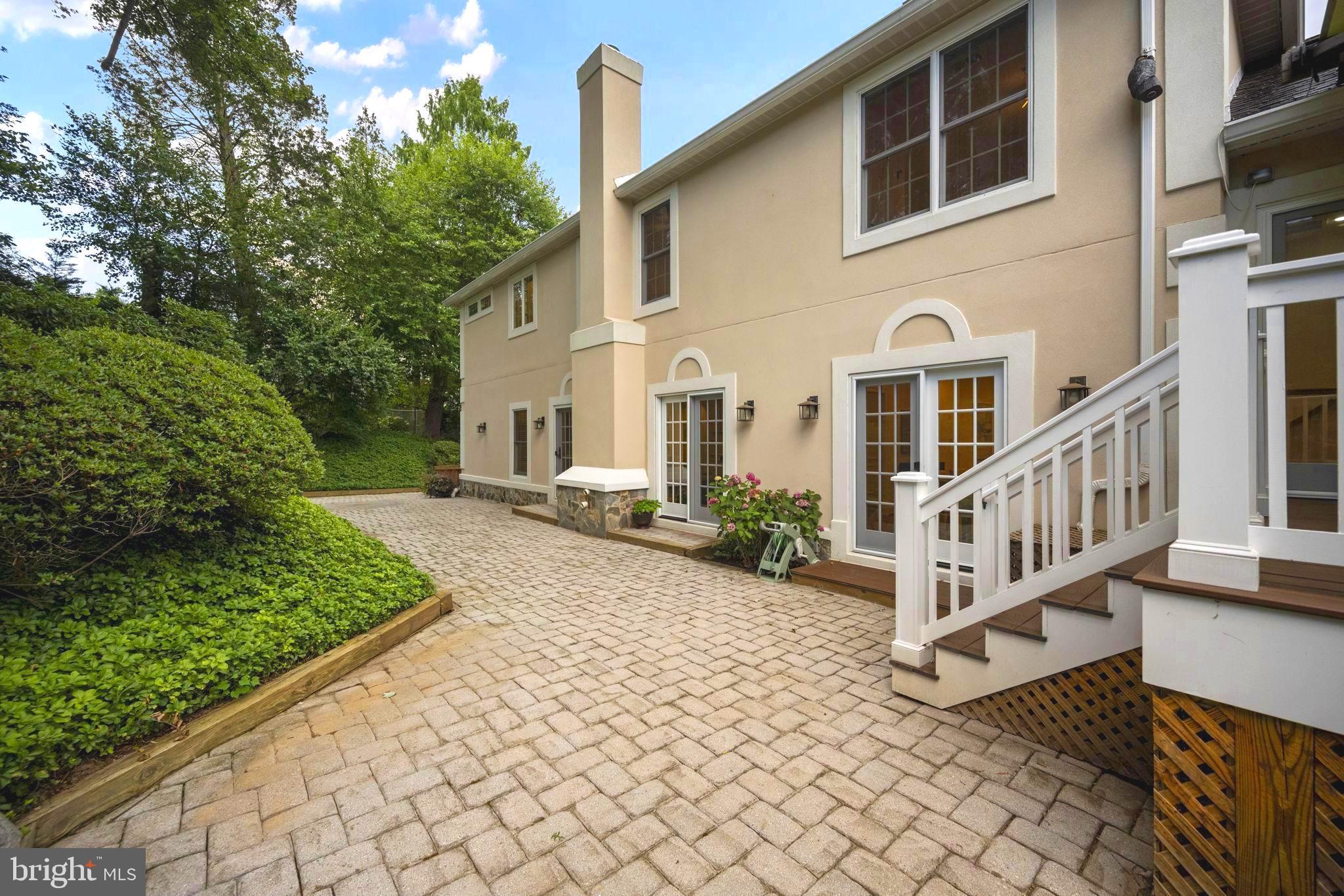 BRYN MAWR - Residential