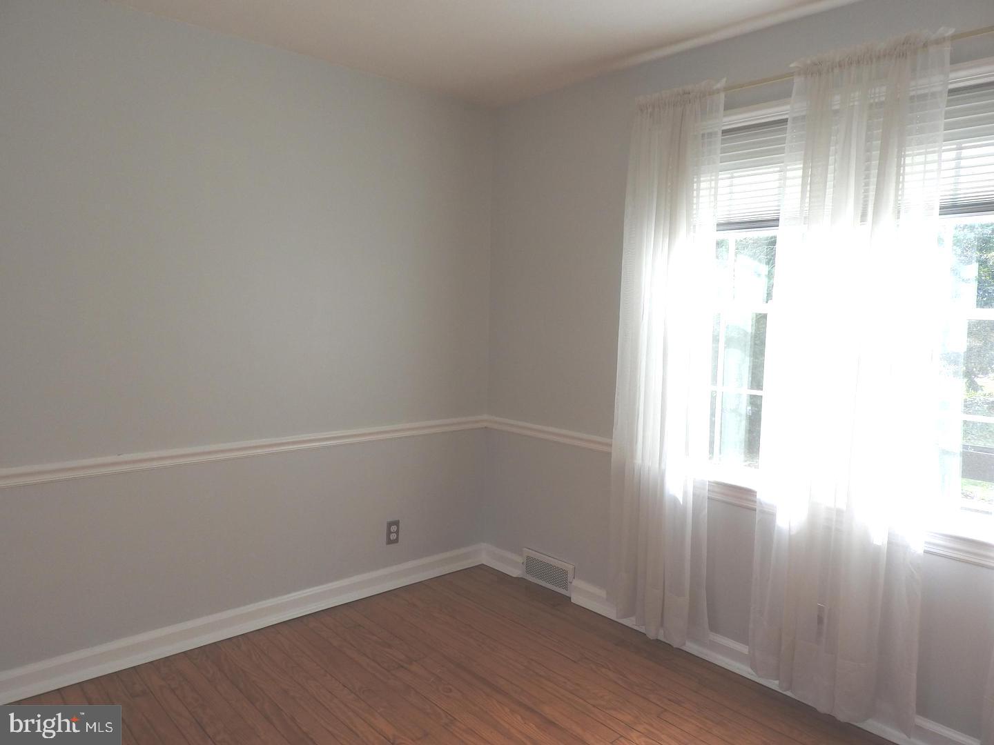 110 CAMBRIDGE AVENUE