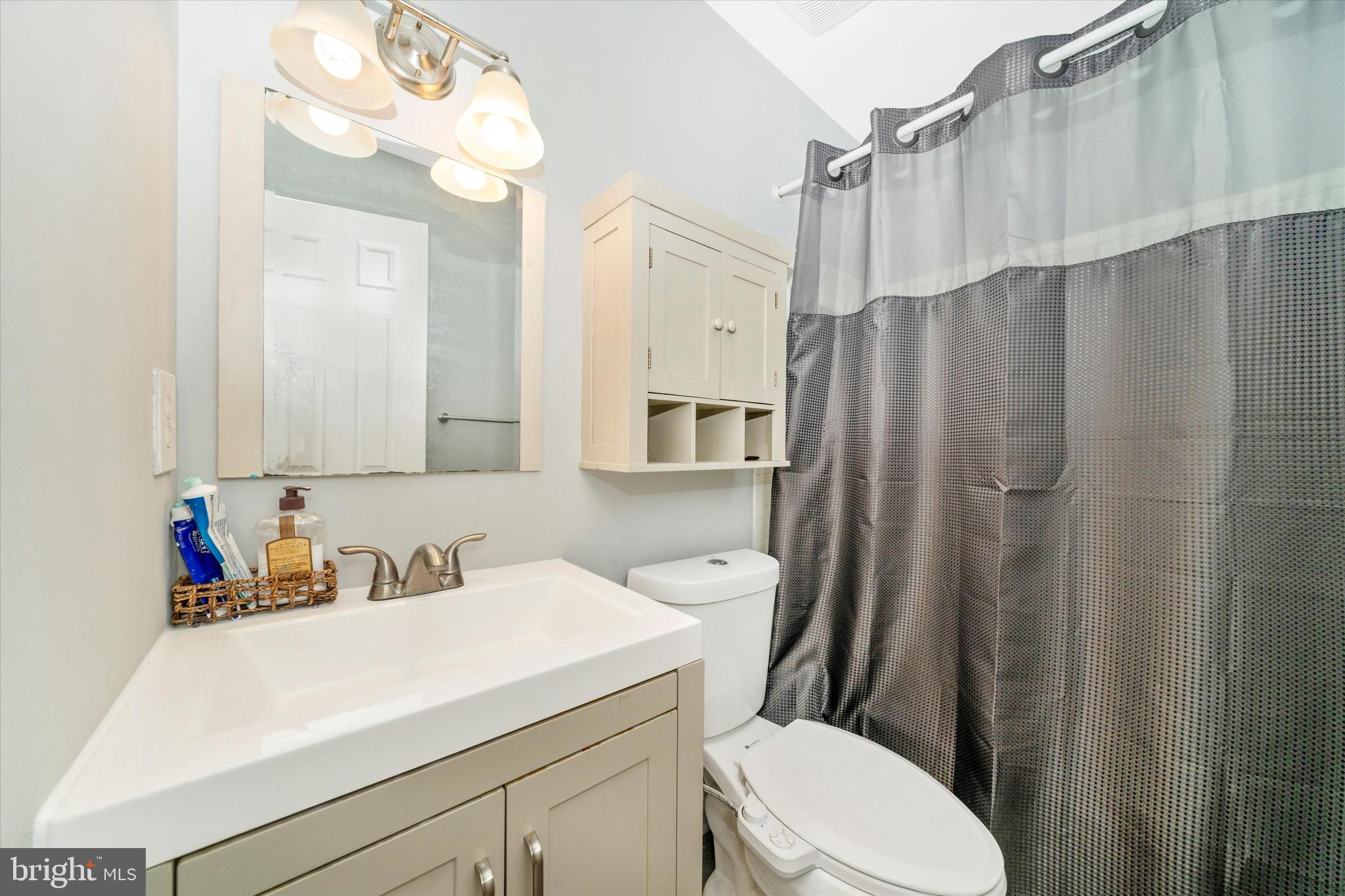 MONTGOMERY MEADOWS - Residential