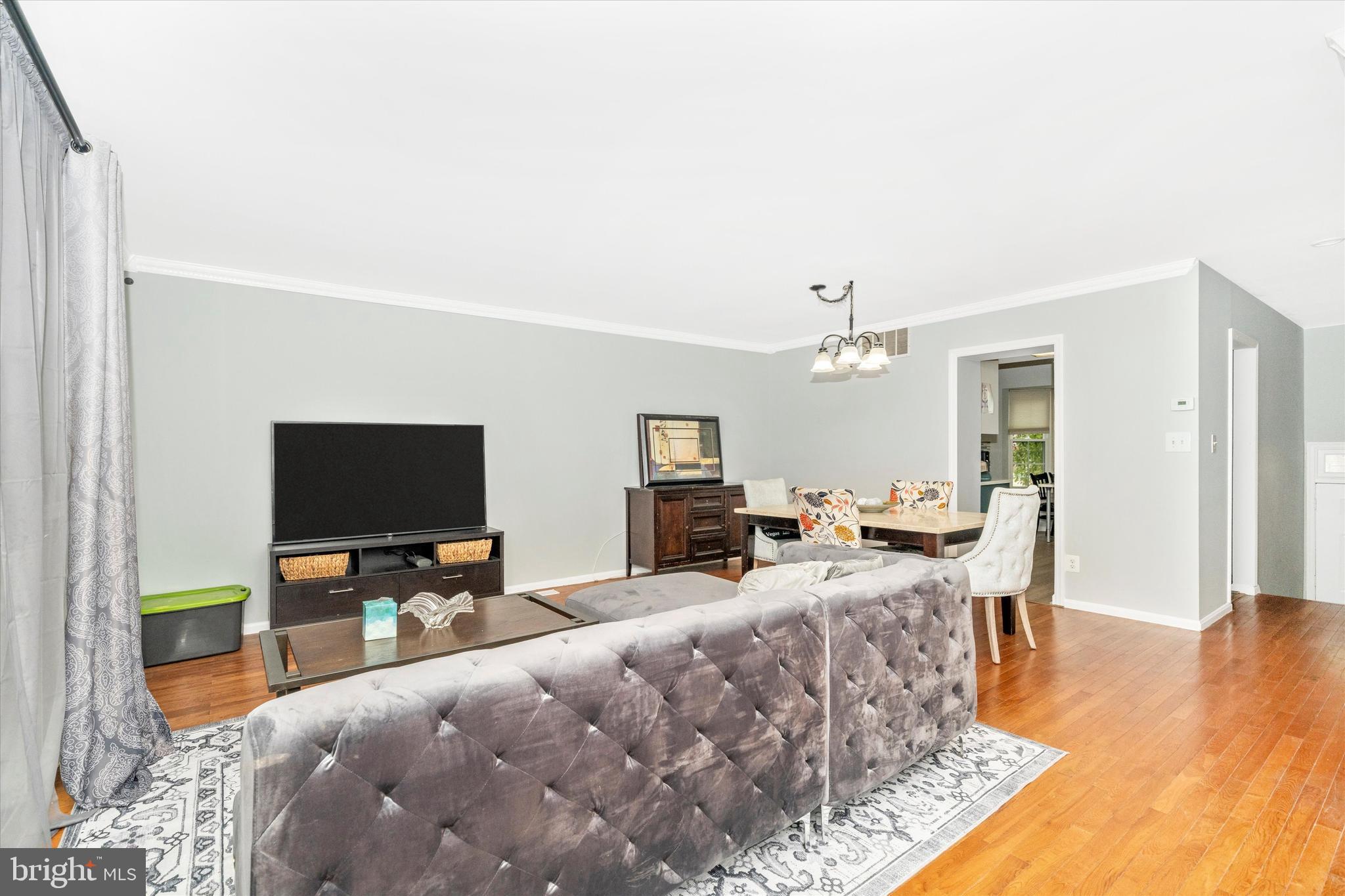 MONTGOMERY MEADOWS - Residential