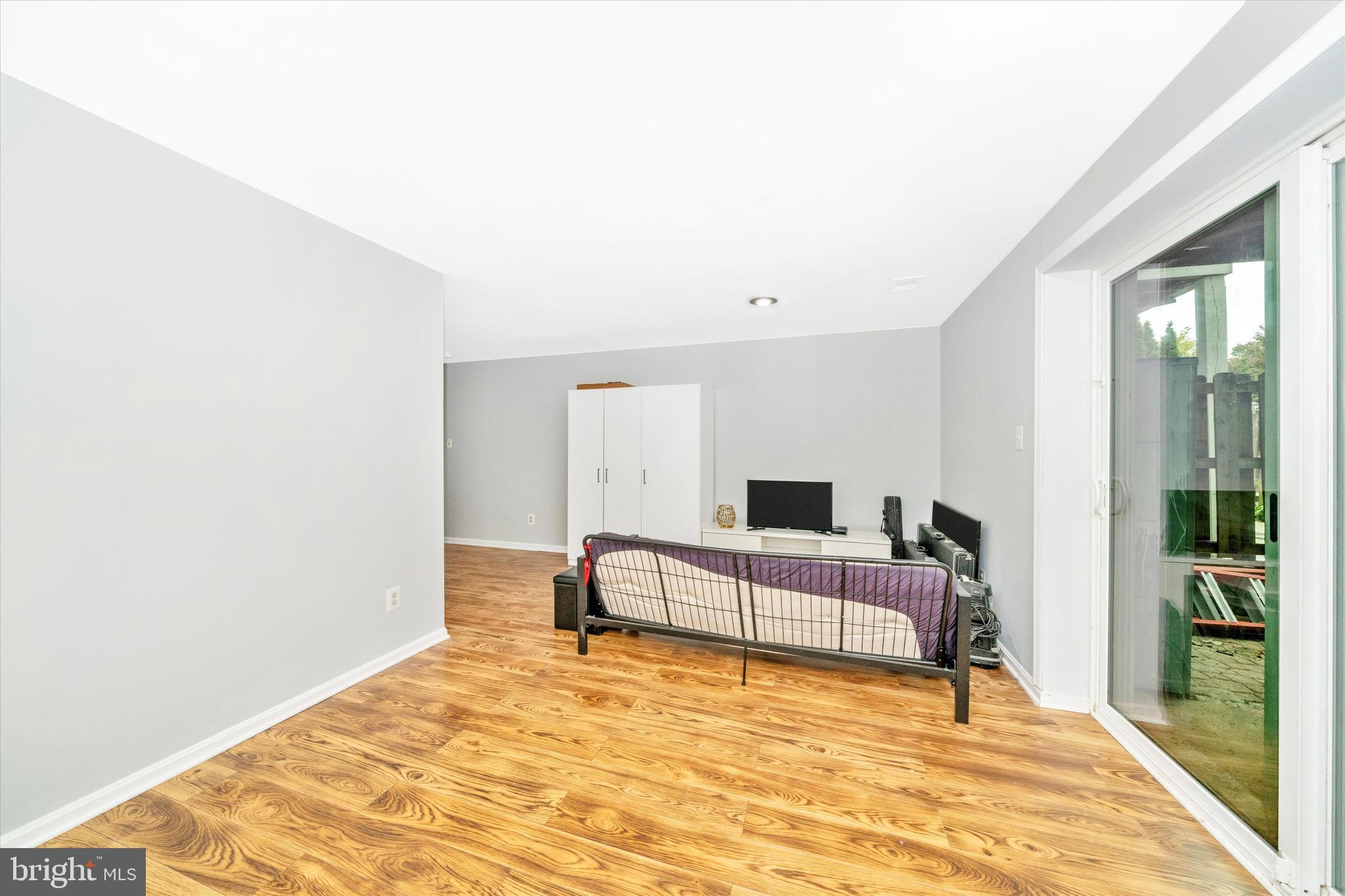 MONTGOMERY MEADOWS - Residential