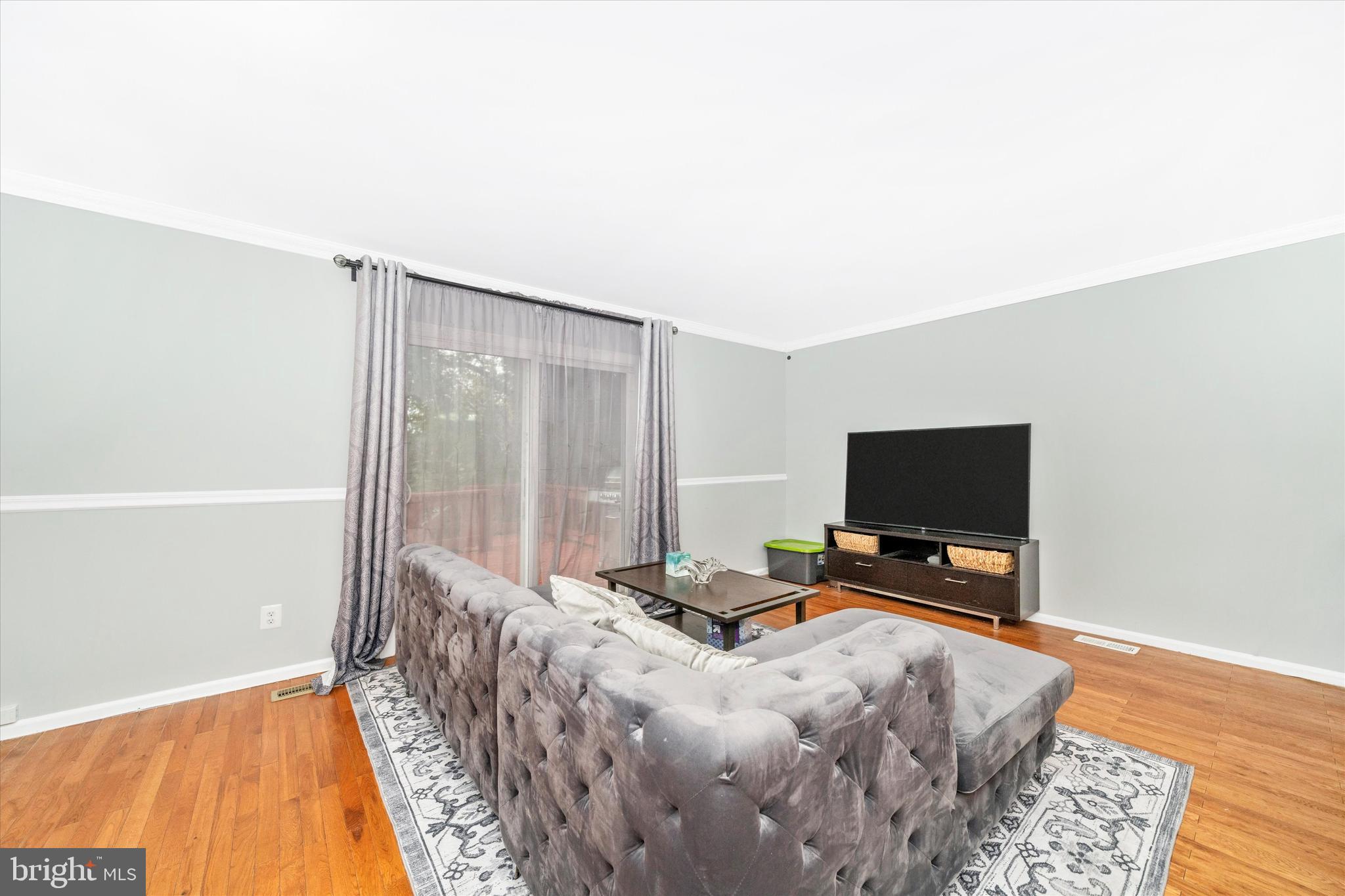 MONTGOMERY MEADOWS - Residential