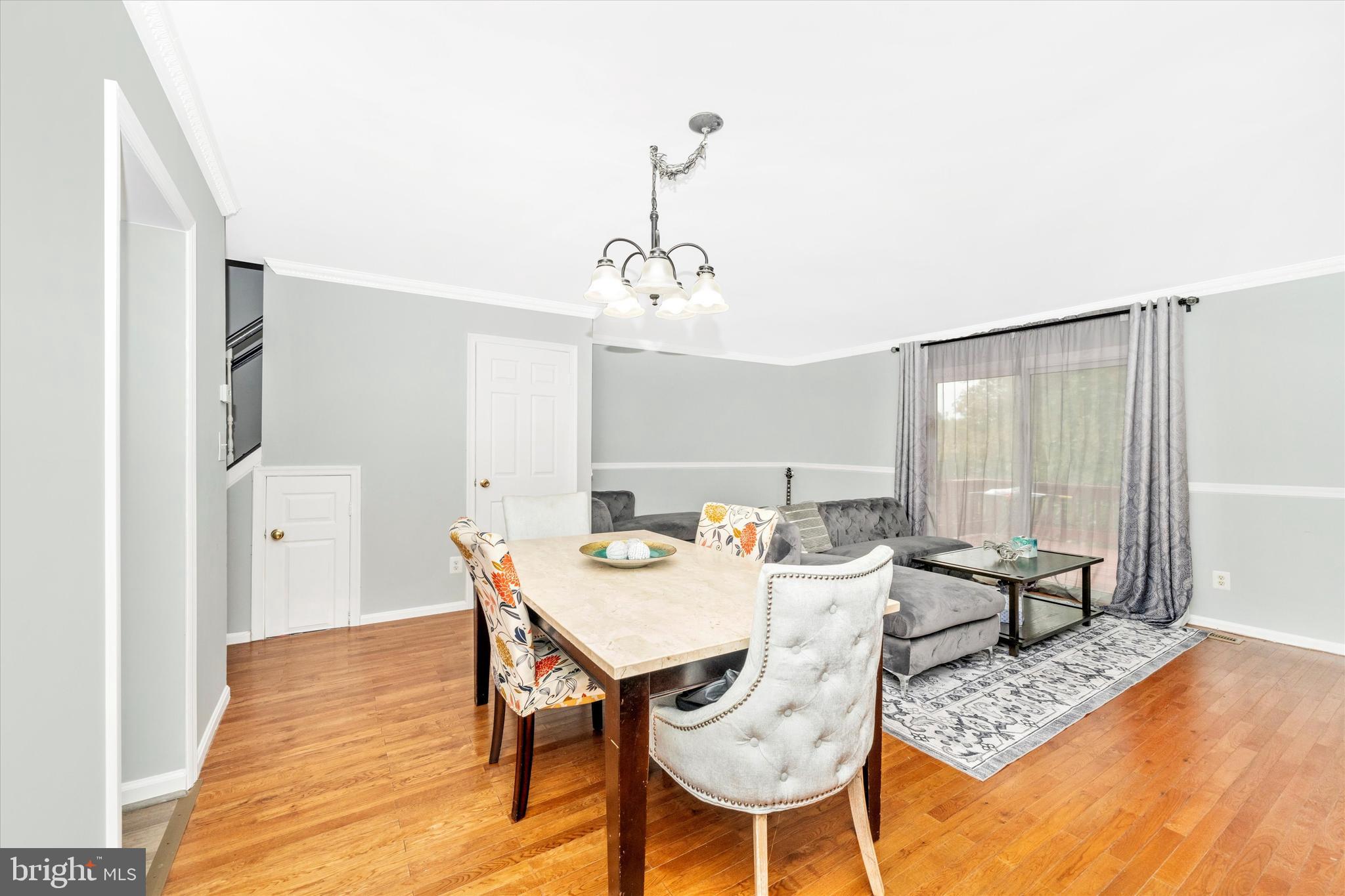 MONTGOMERY MEADOWS - Residential