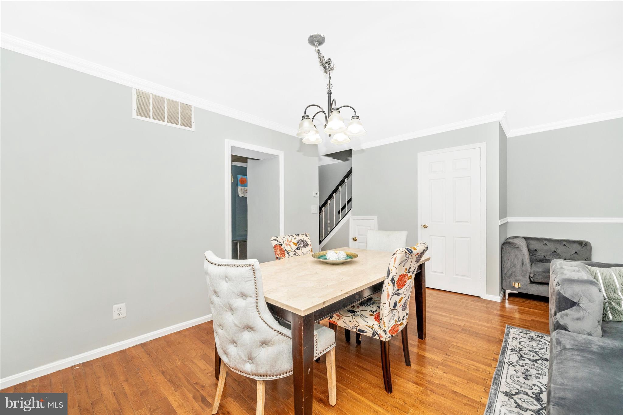 MONTGOMERY MEADOWS - Residential