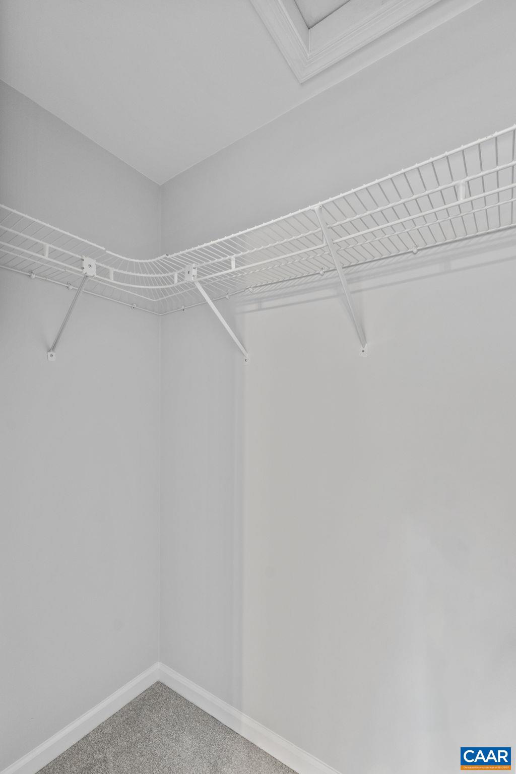 LAKE MONTICELLO - Residential