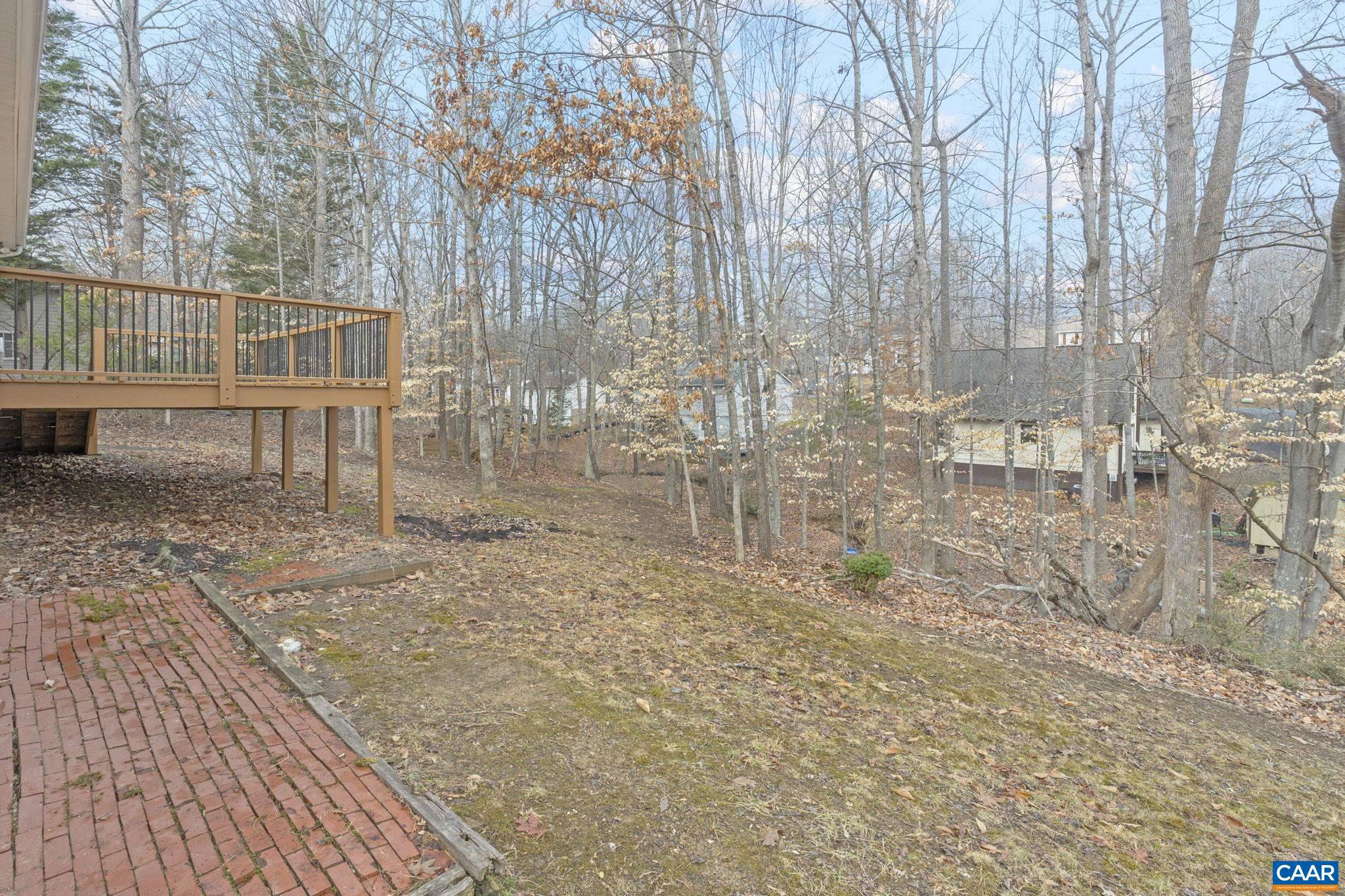 LAKE MONTICELLO - Residential