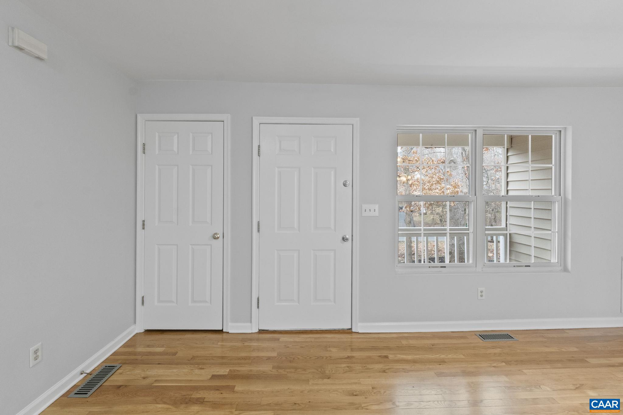 LAKE MONTICELLO - Residential