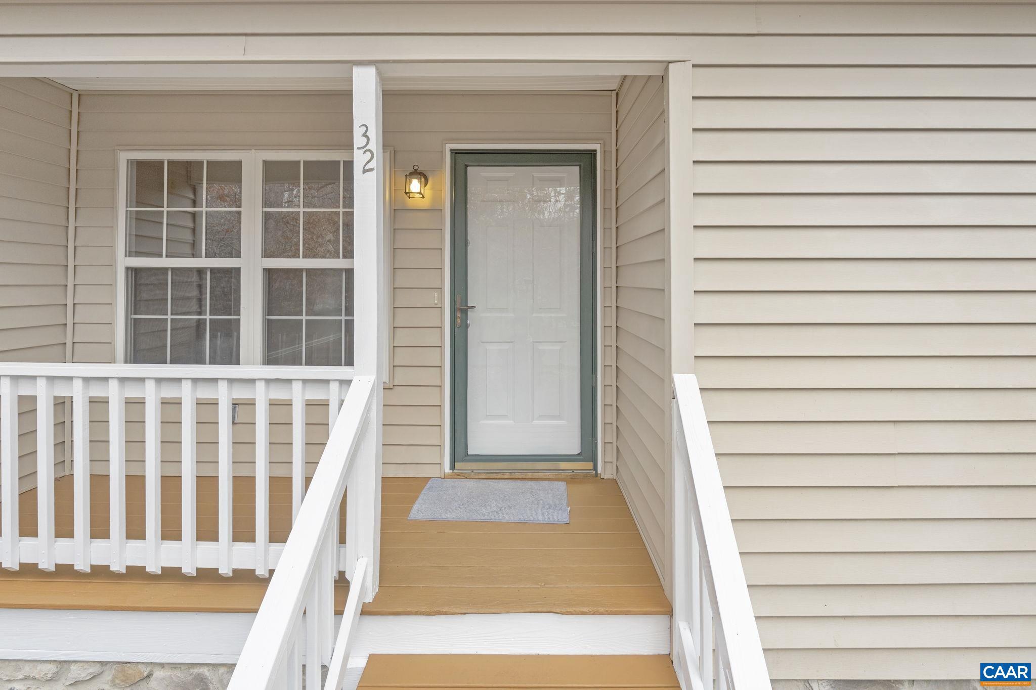 LAKE MONTICELLO - Residential