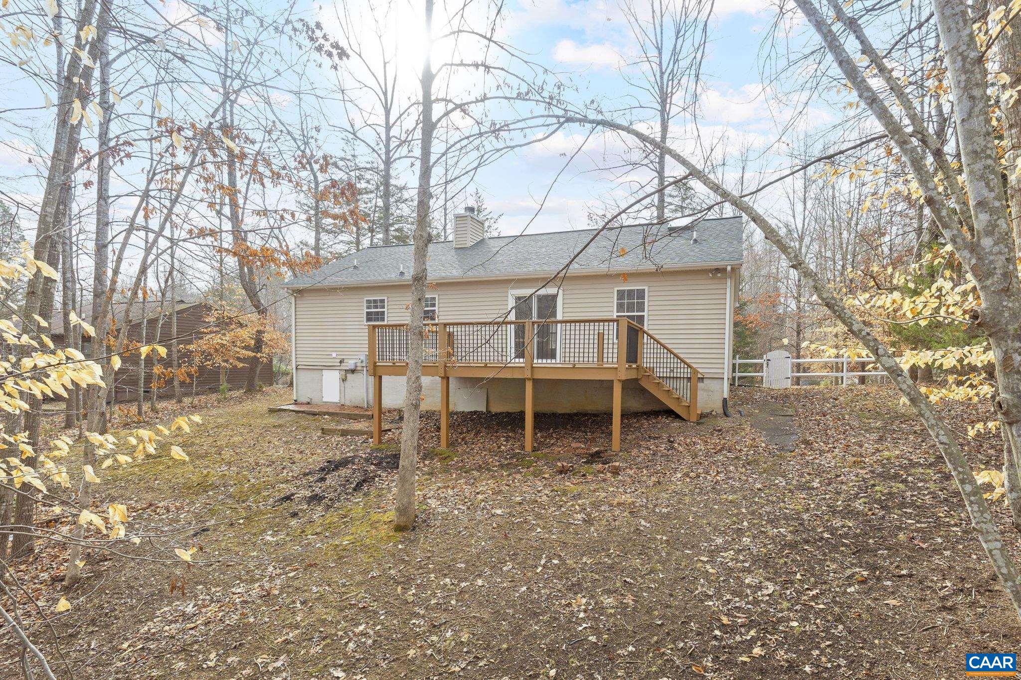 LAKE MONTICELLO - Residential