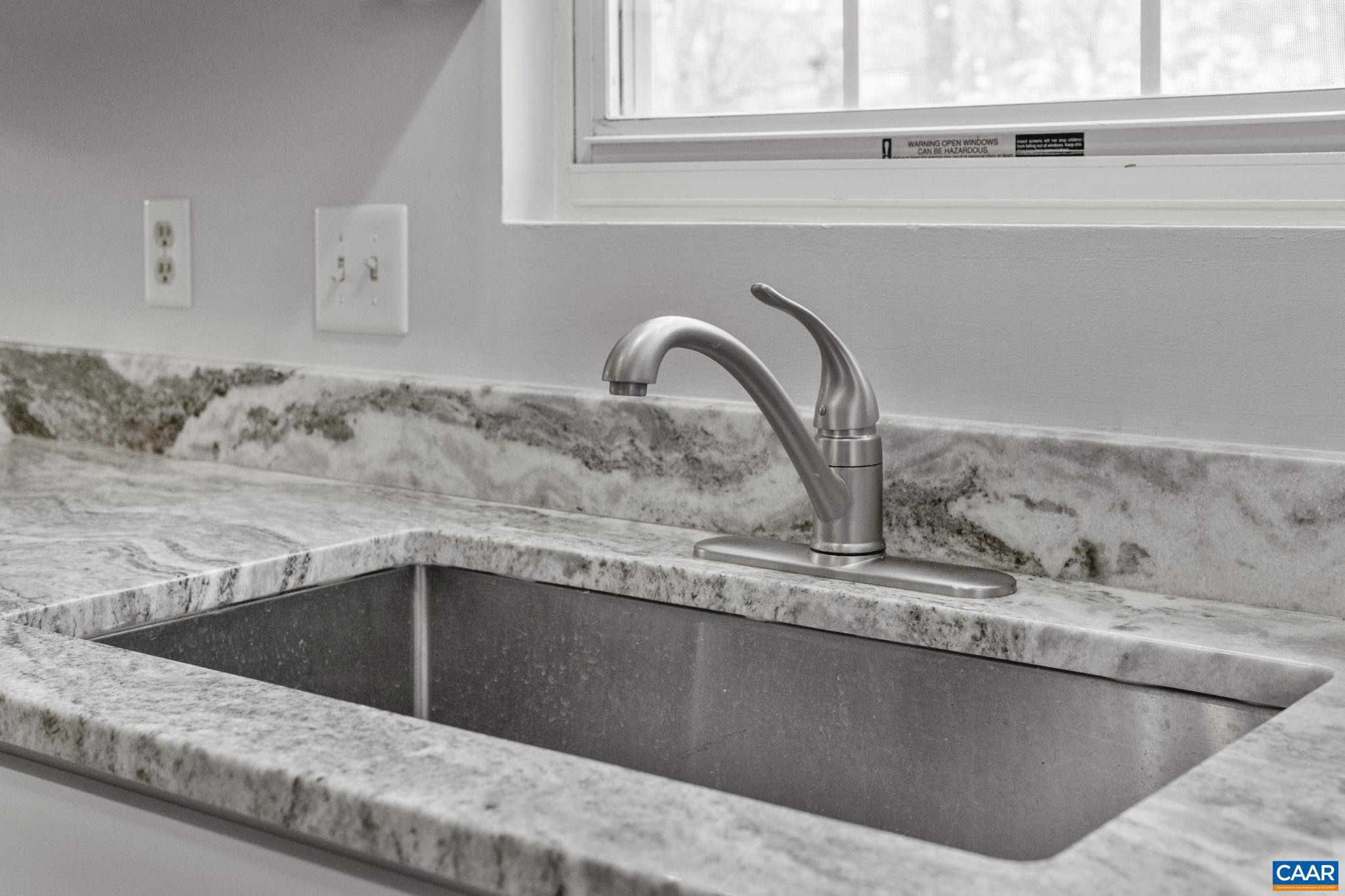 LAKE MONTICELLO - Residential