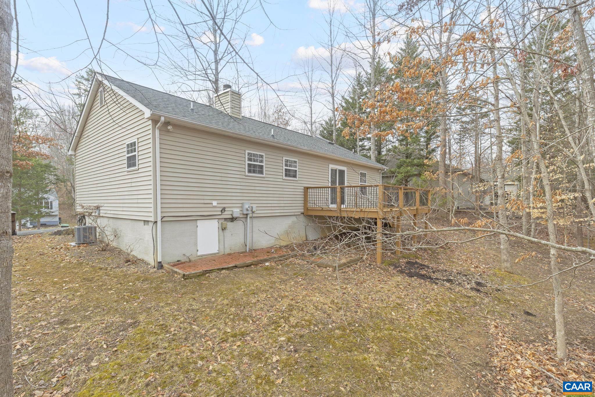 LAKE MONTICELLO - Residential