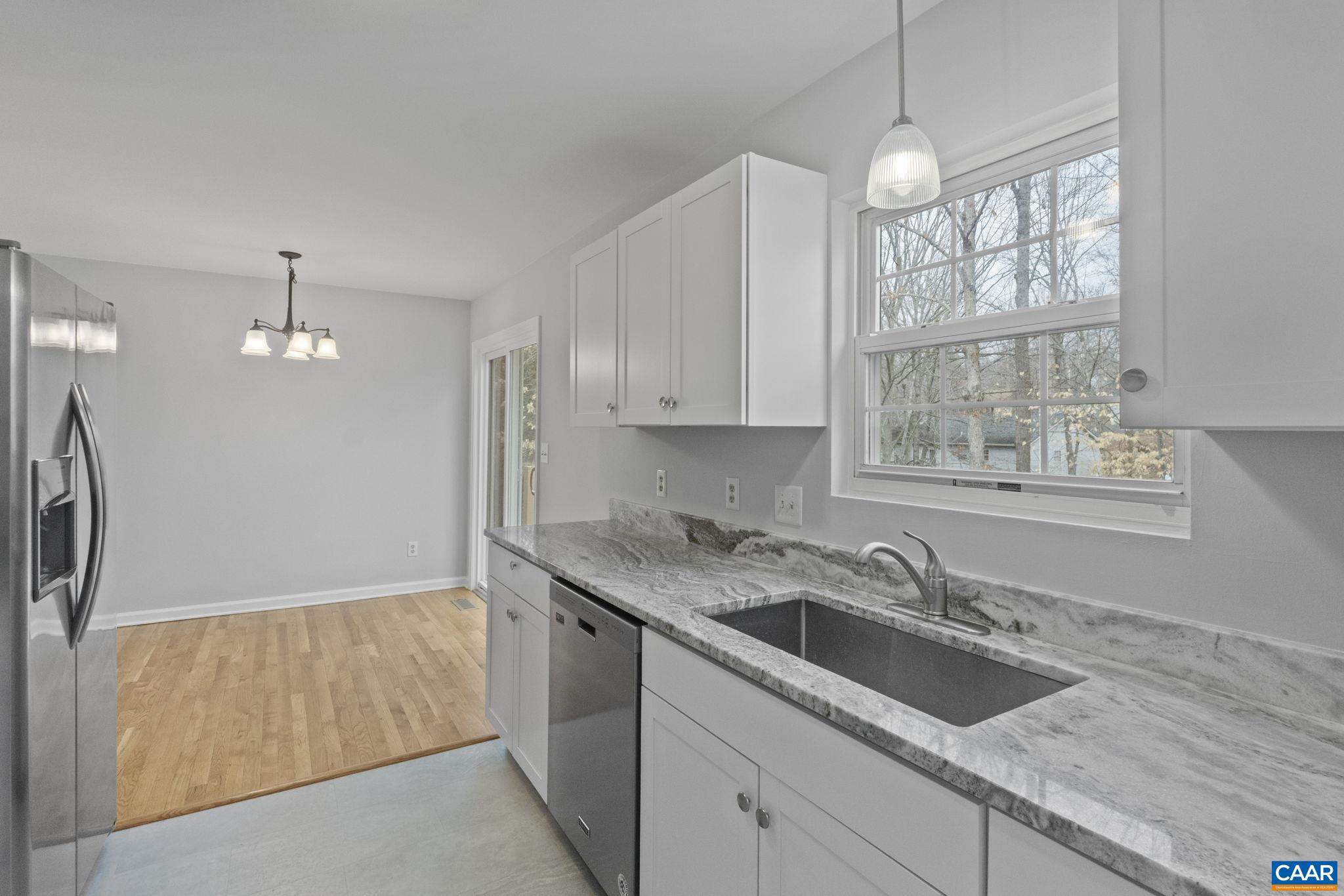 LAKE MONTICELLO - Residential