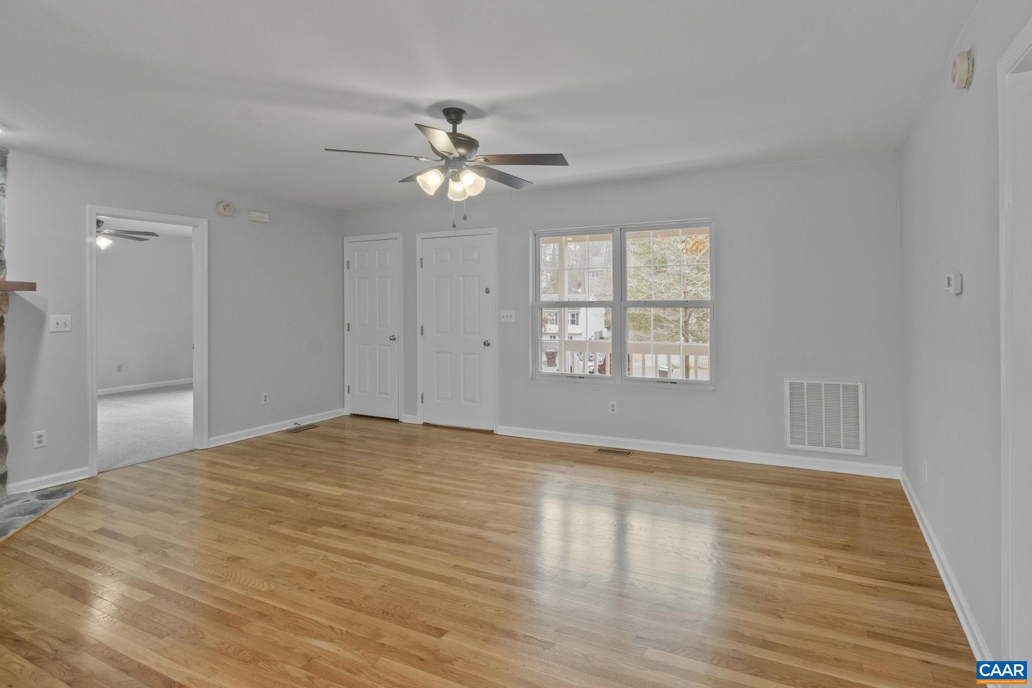 LAKE MONTICELLO - Residential