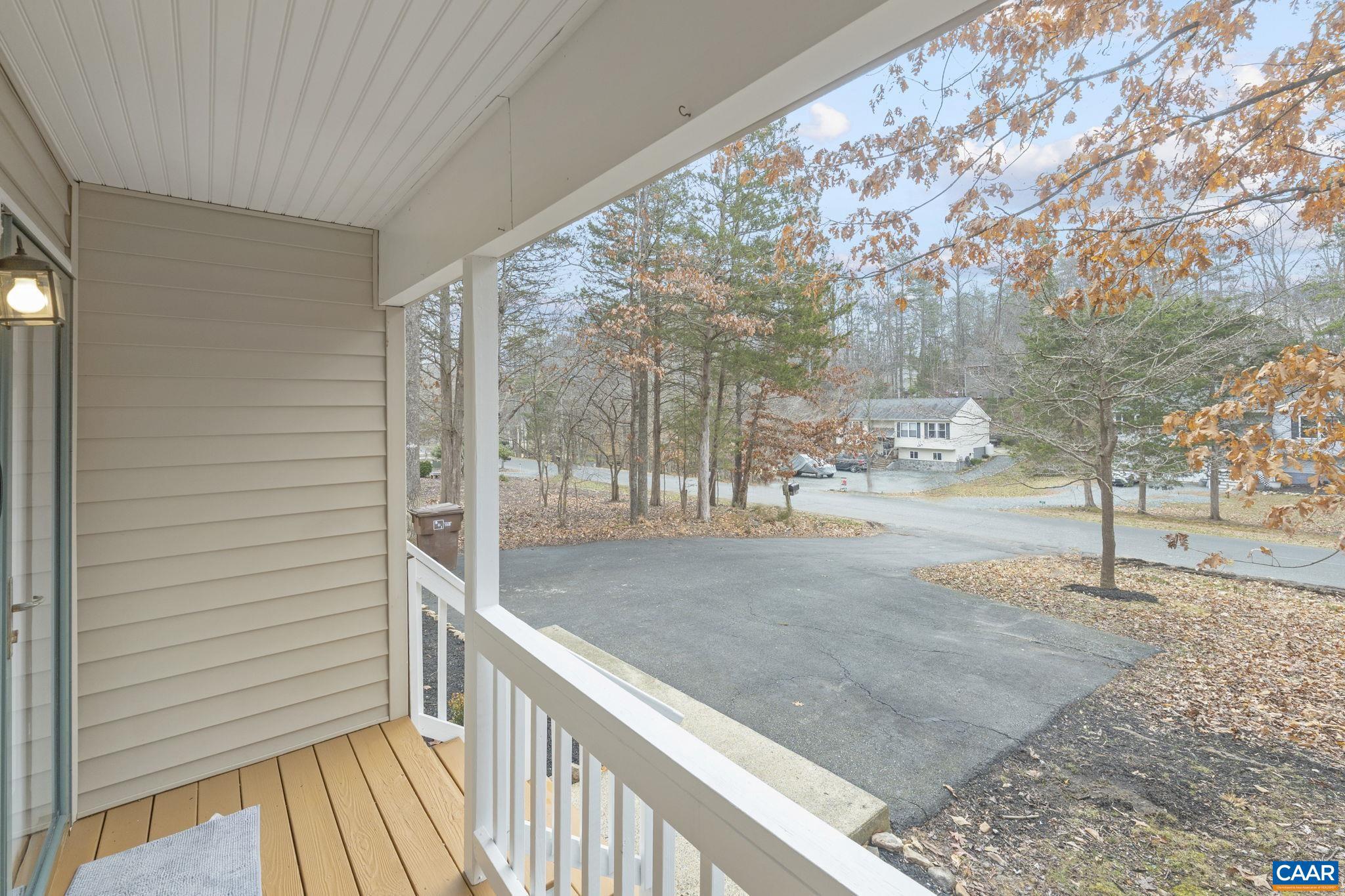 LAKE MONTICELLO - Residential