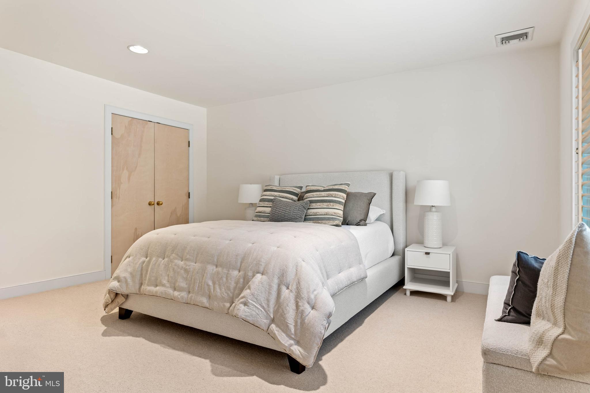 SAINT DAVIDS PARK - Residential