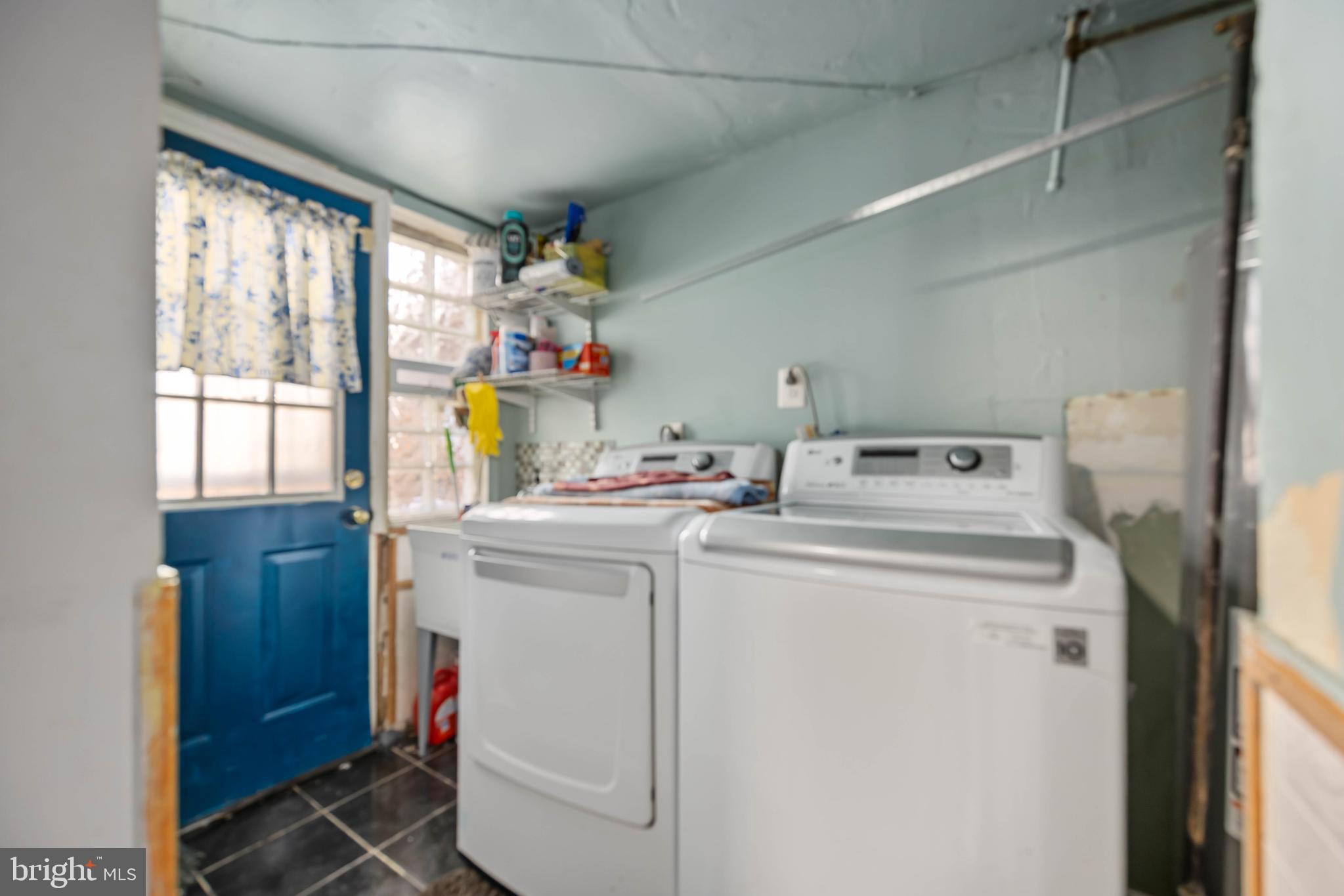 GERMANTOWN - Residential