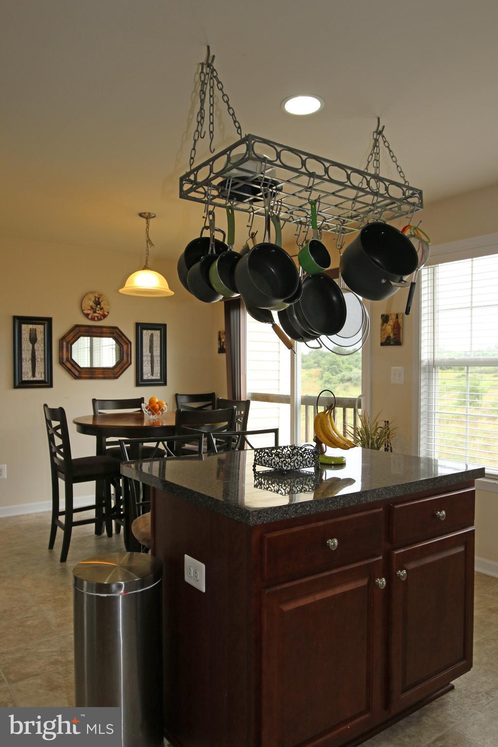 LAKELAND PLACE - Residential