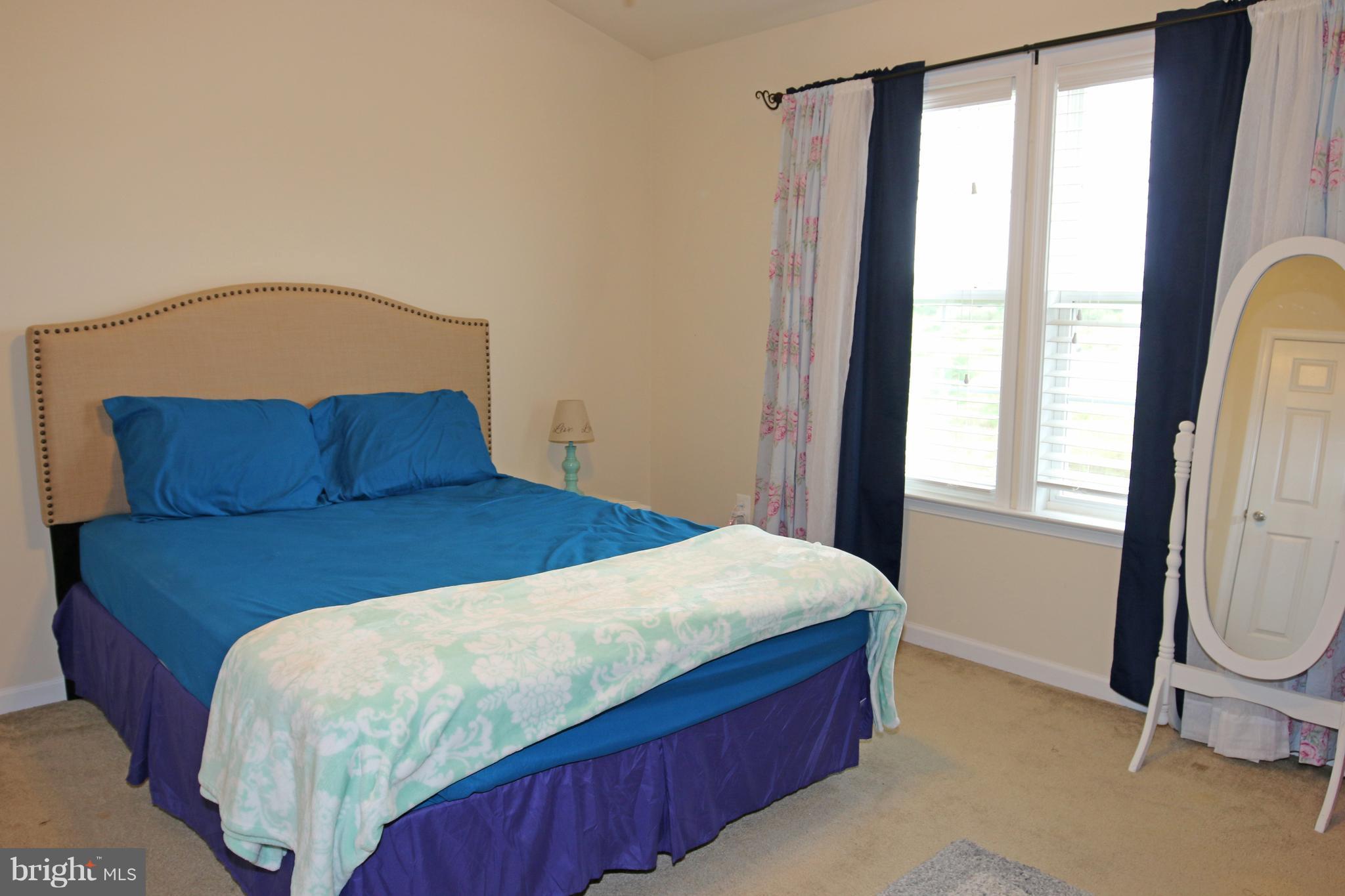 LAKELAND PLACE - Residential