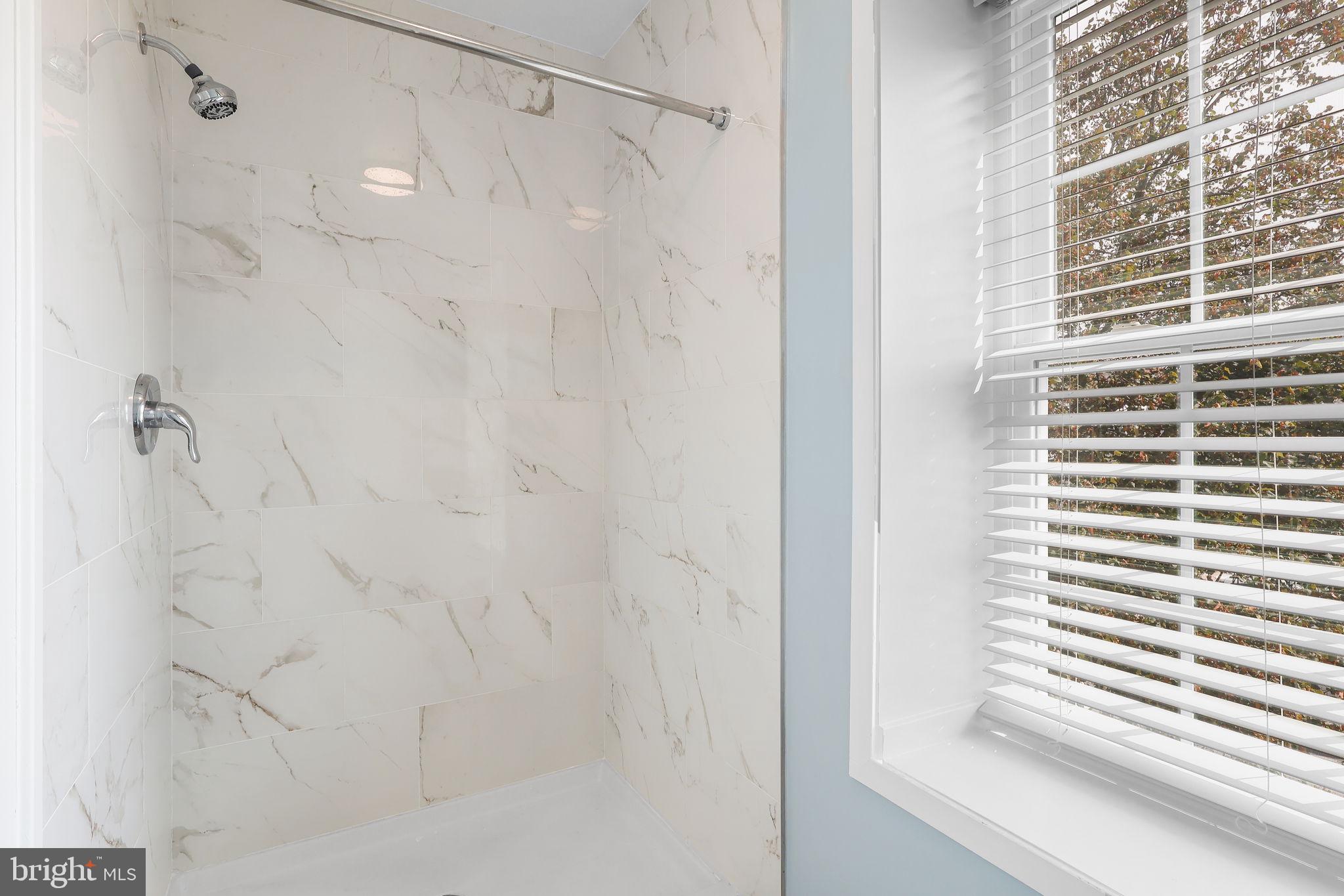 RAMBLEWOOD AT DAVENTRY - Residential