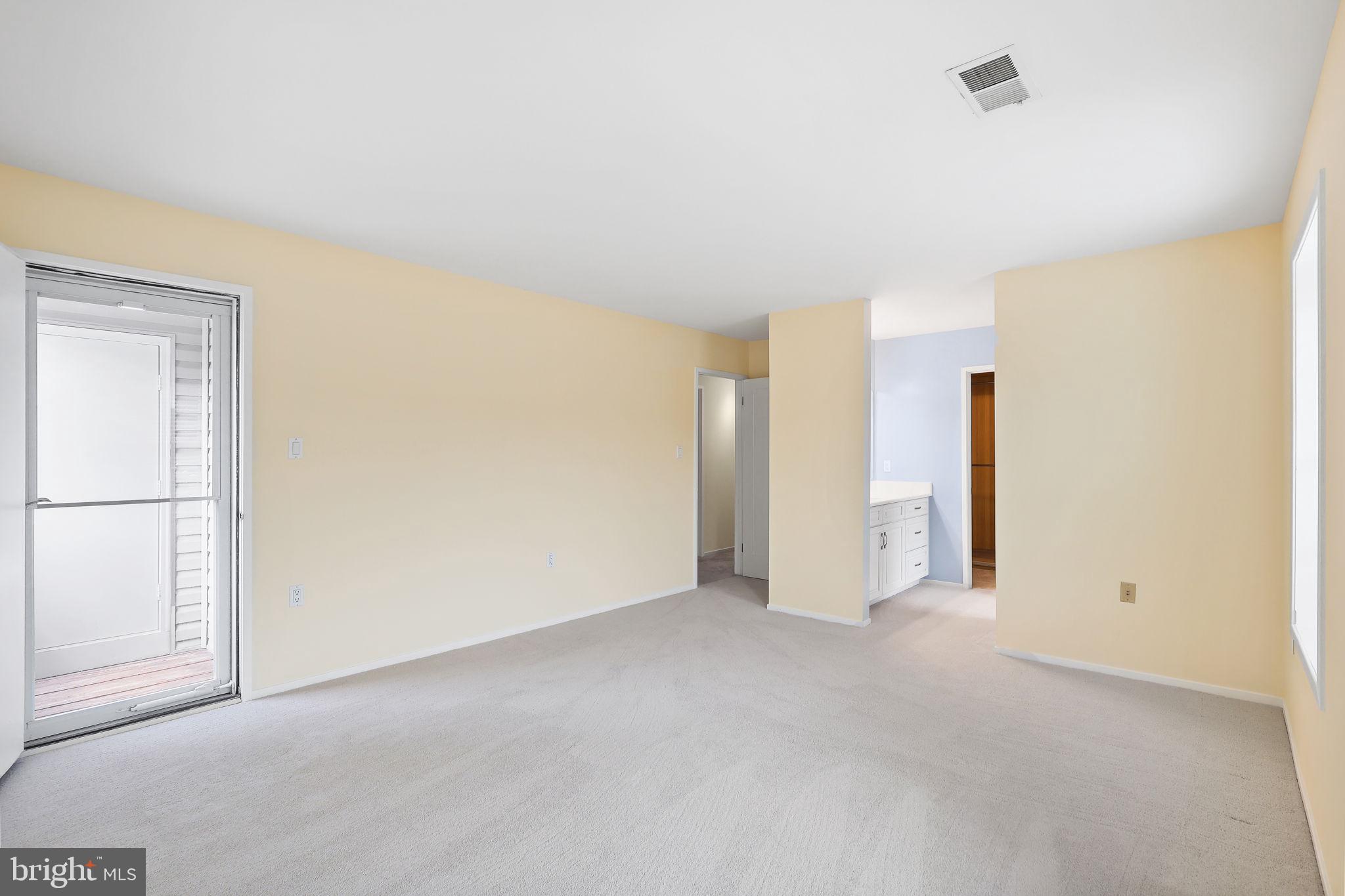 RAMBLEWOOD AT DAVENTRY - Residential