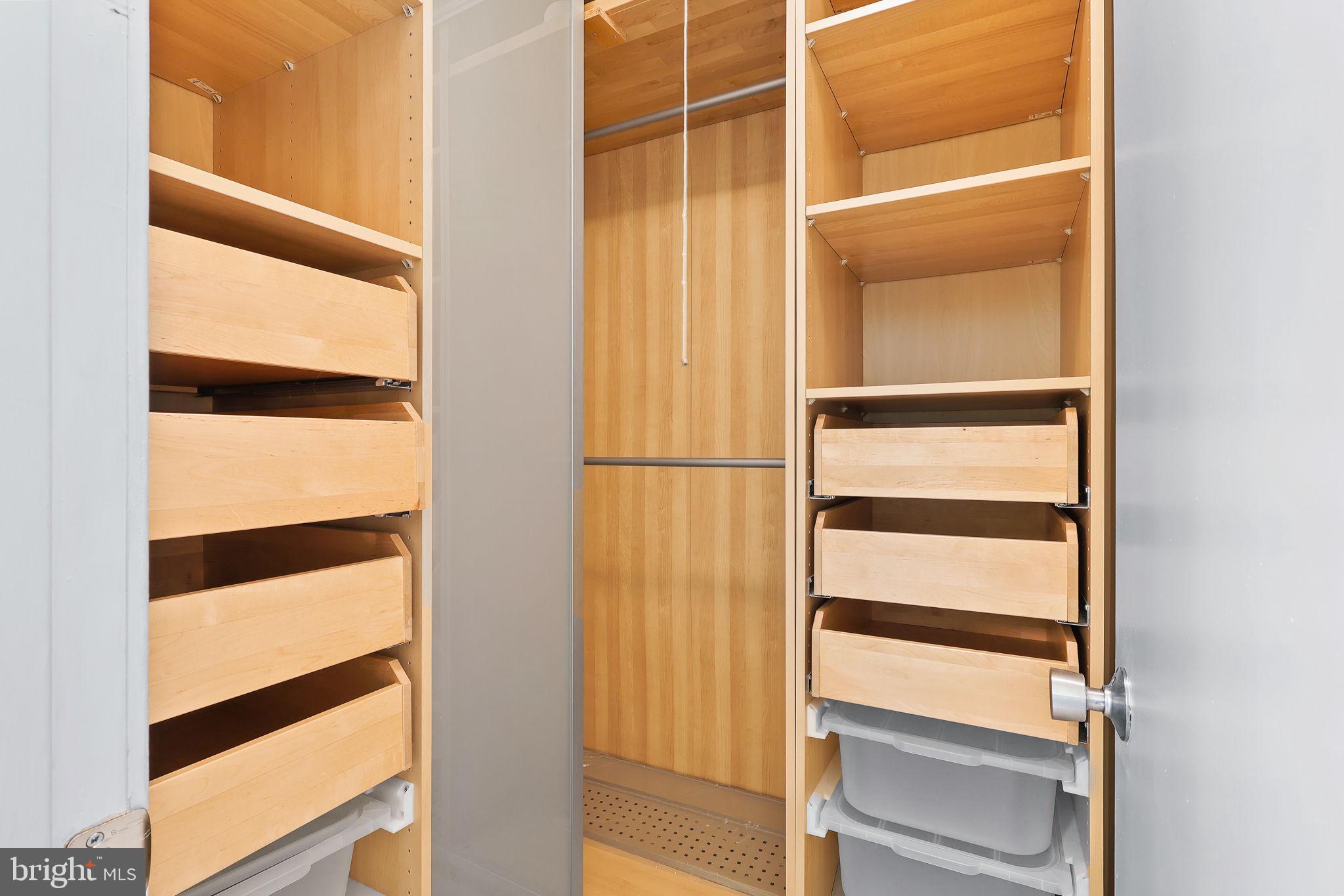 RAMBLEWOOD AT DAVENTRY - Residential