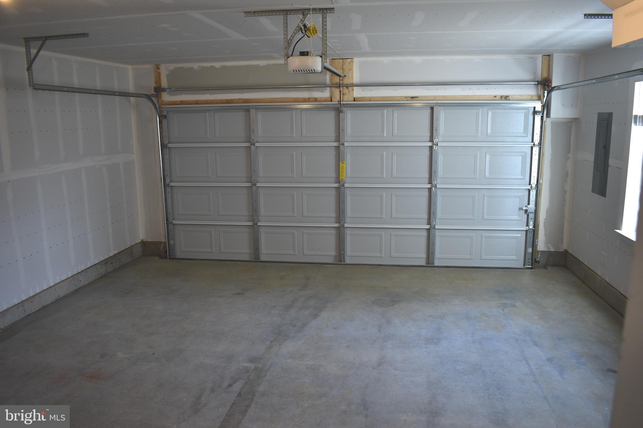 SHENANDOAH SPRINGS - Residential Lease