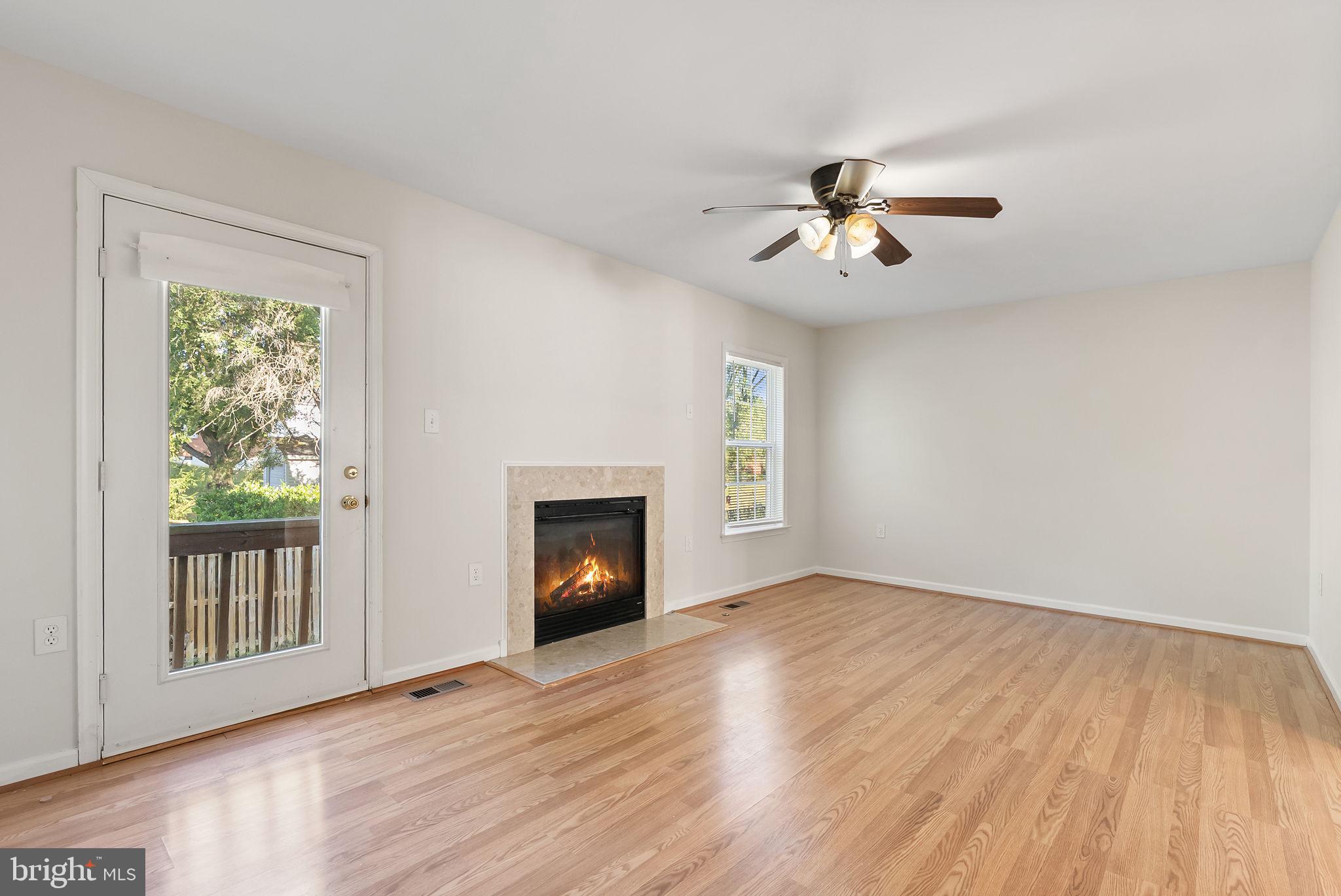 COUNTY GREEN - Residential