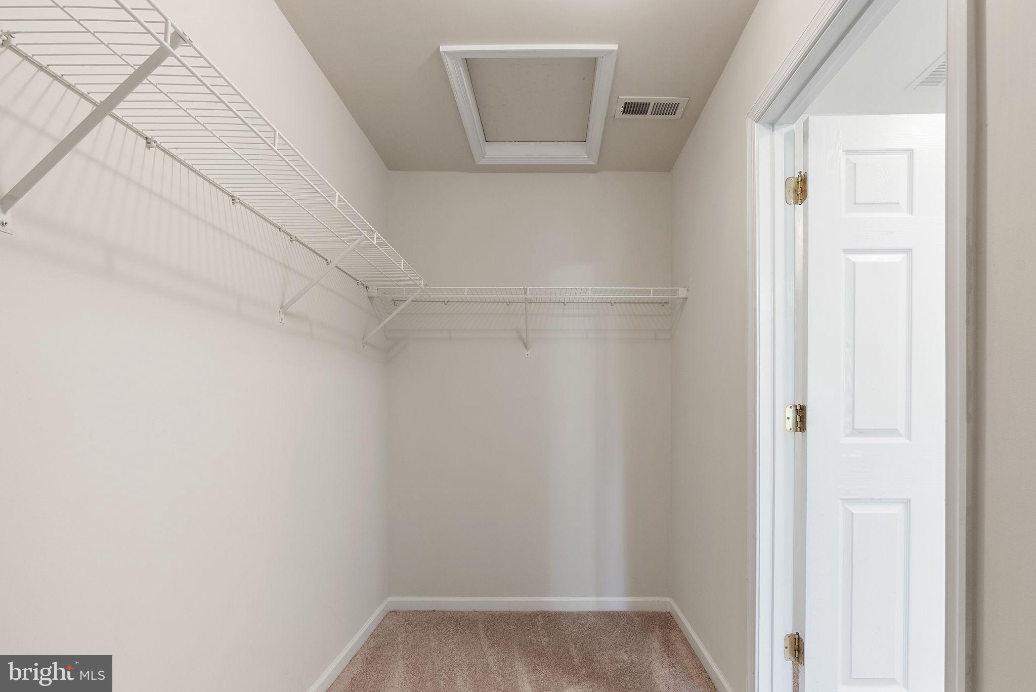 COUNTY GREEN - Residential