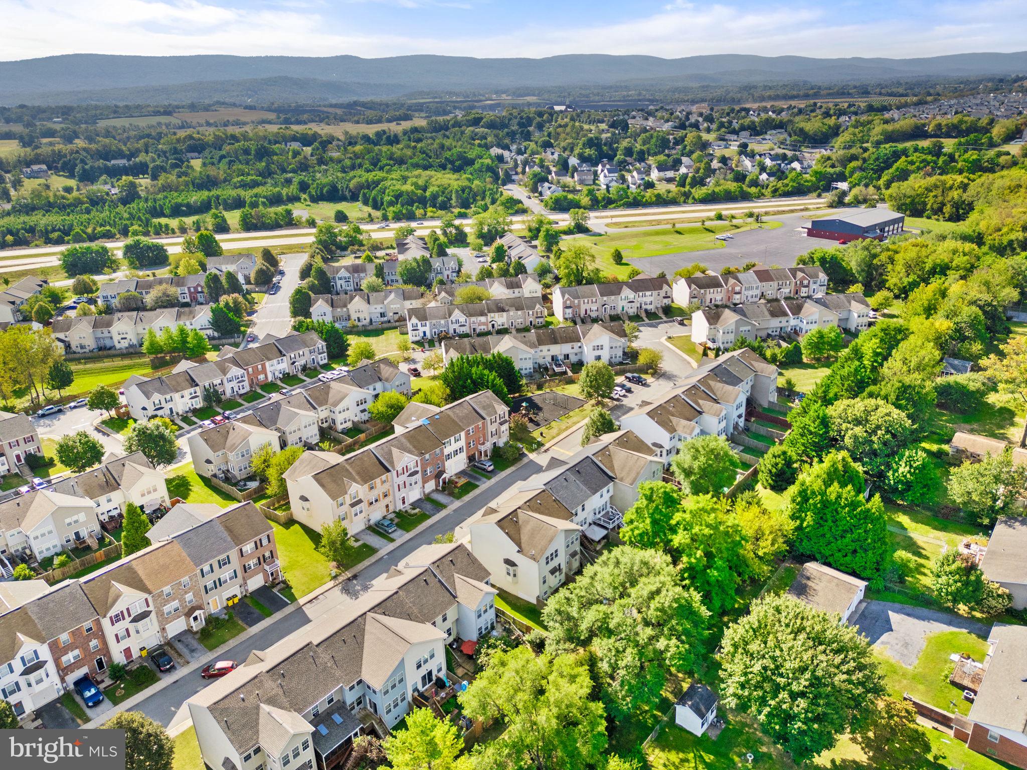 COUNTY GREEN - Residential