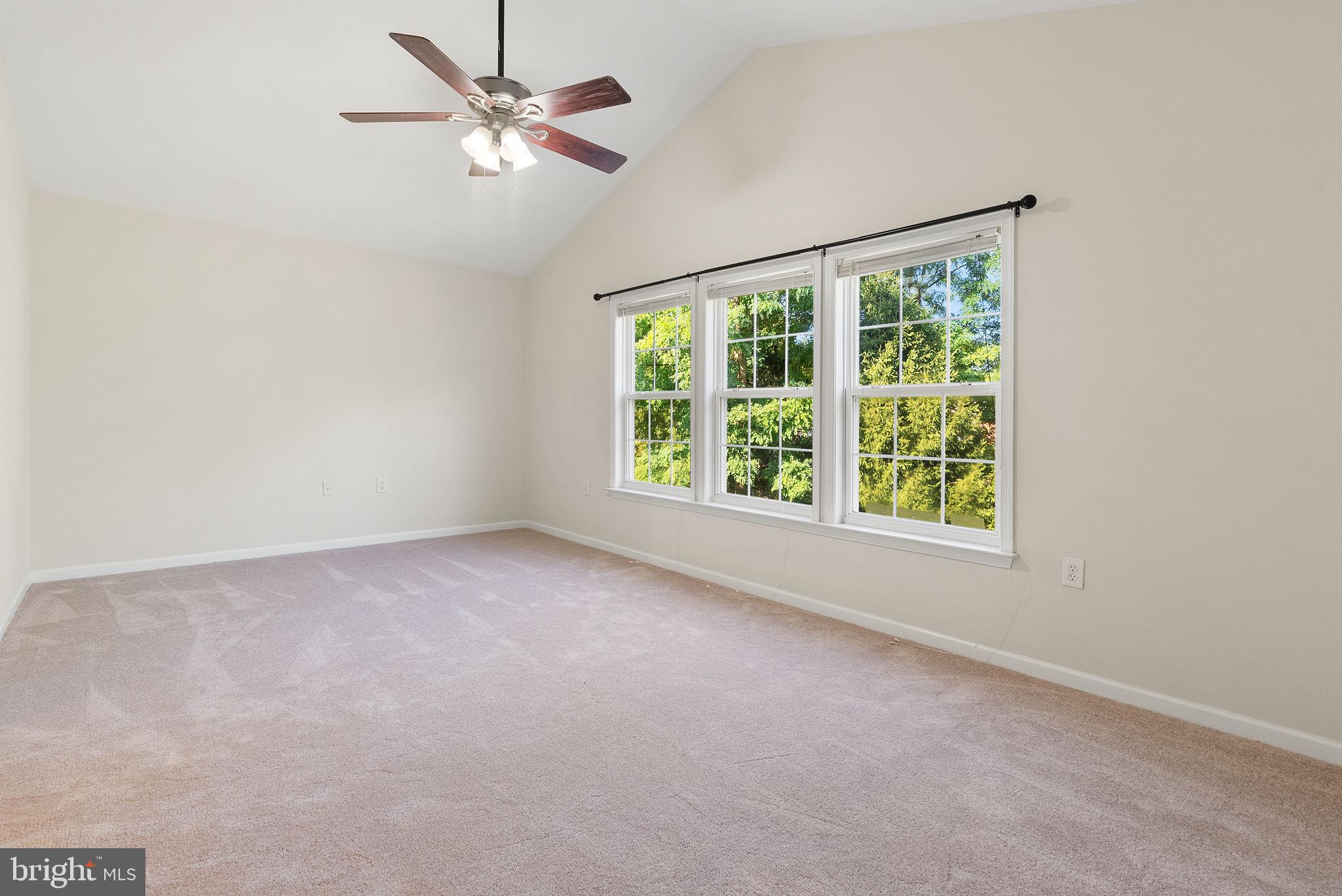 COUNTY GREEN - Residential