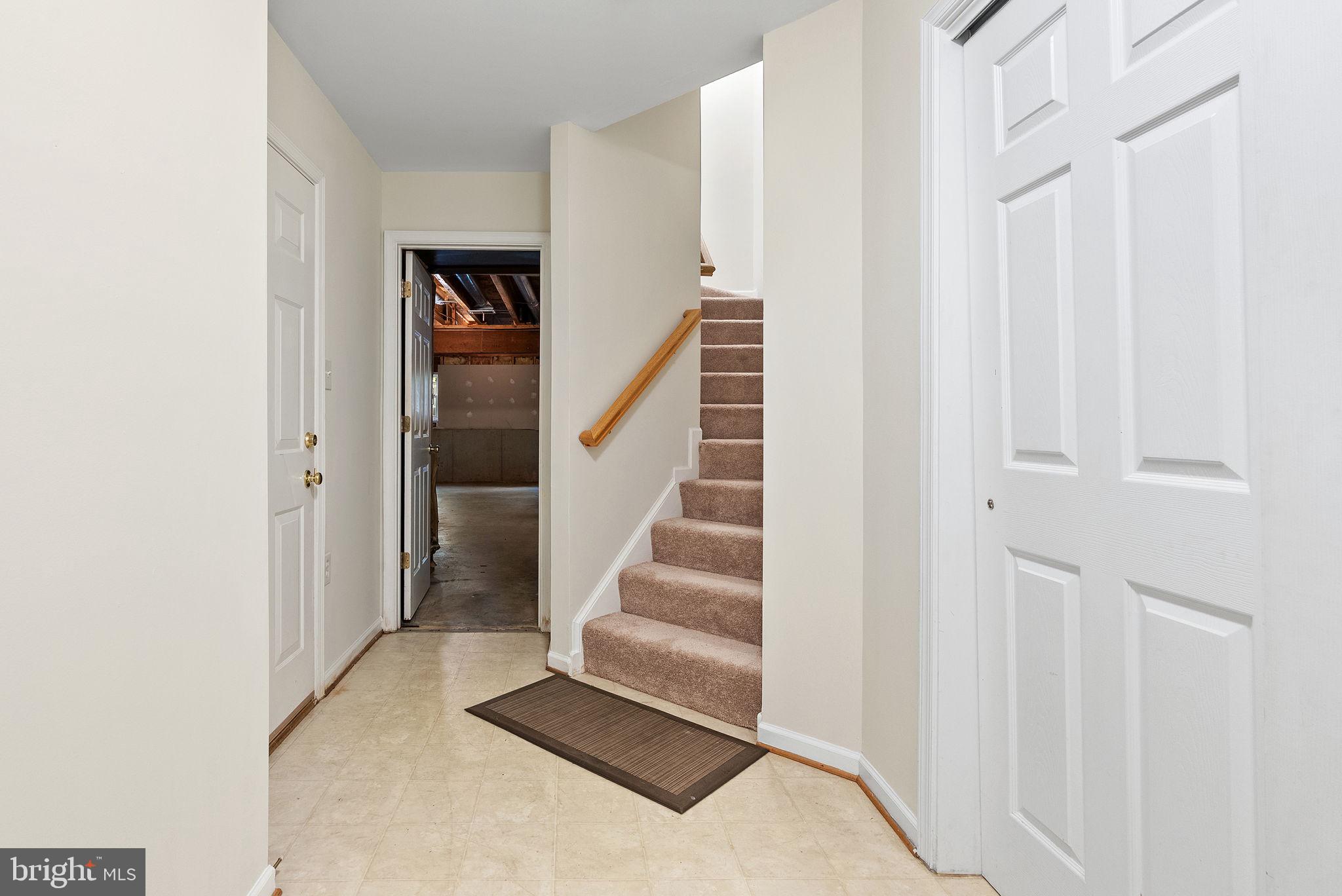 COUNTY GREEN - Residential