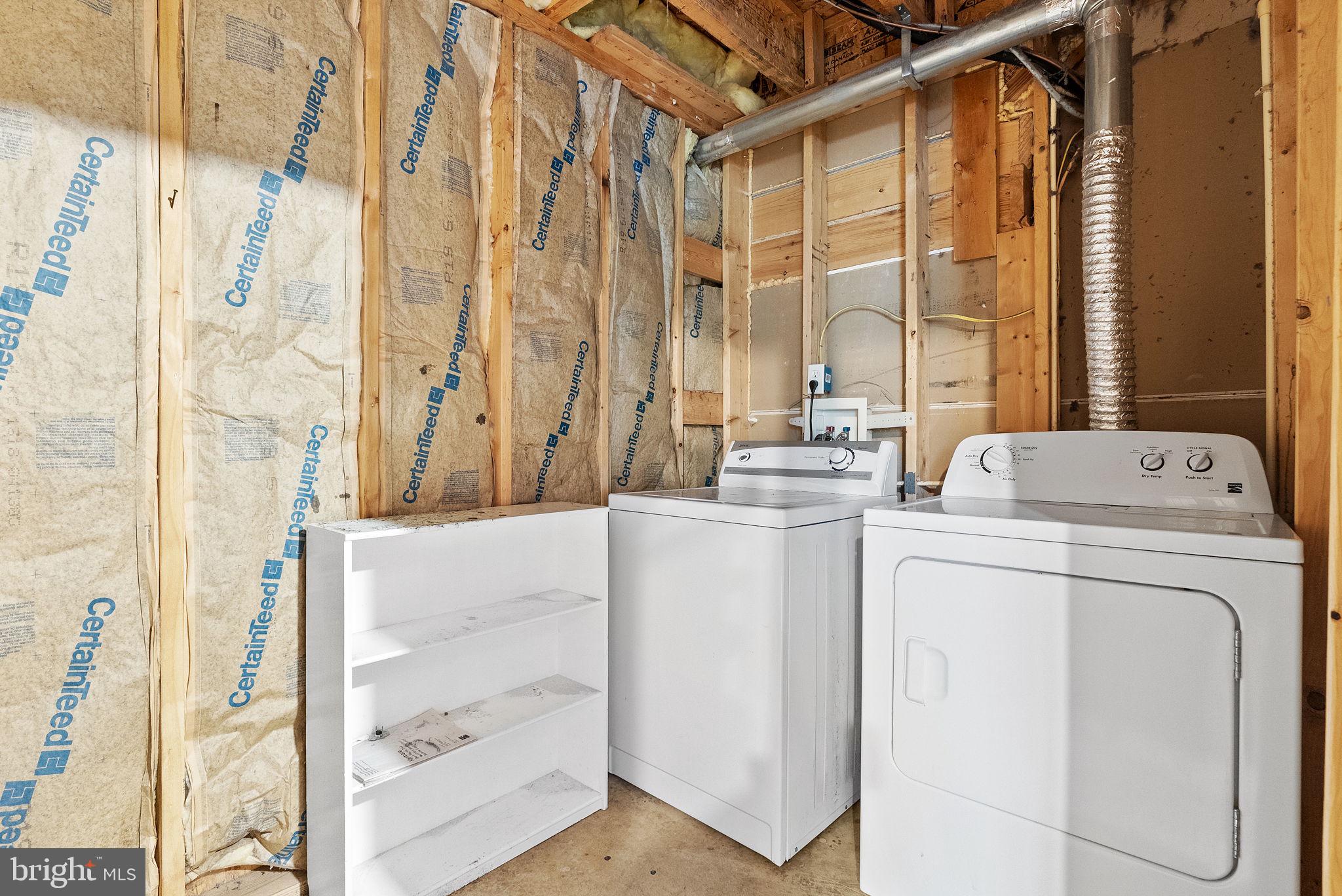 COUNTY GREEN - Residential